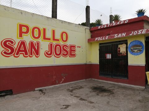 Pollo "SAN JOSÉ" image 3