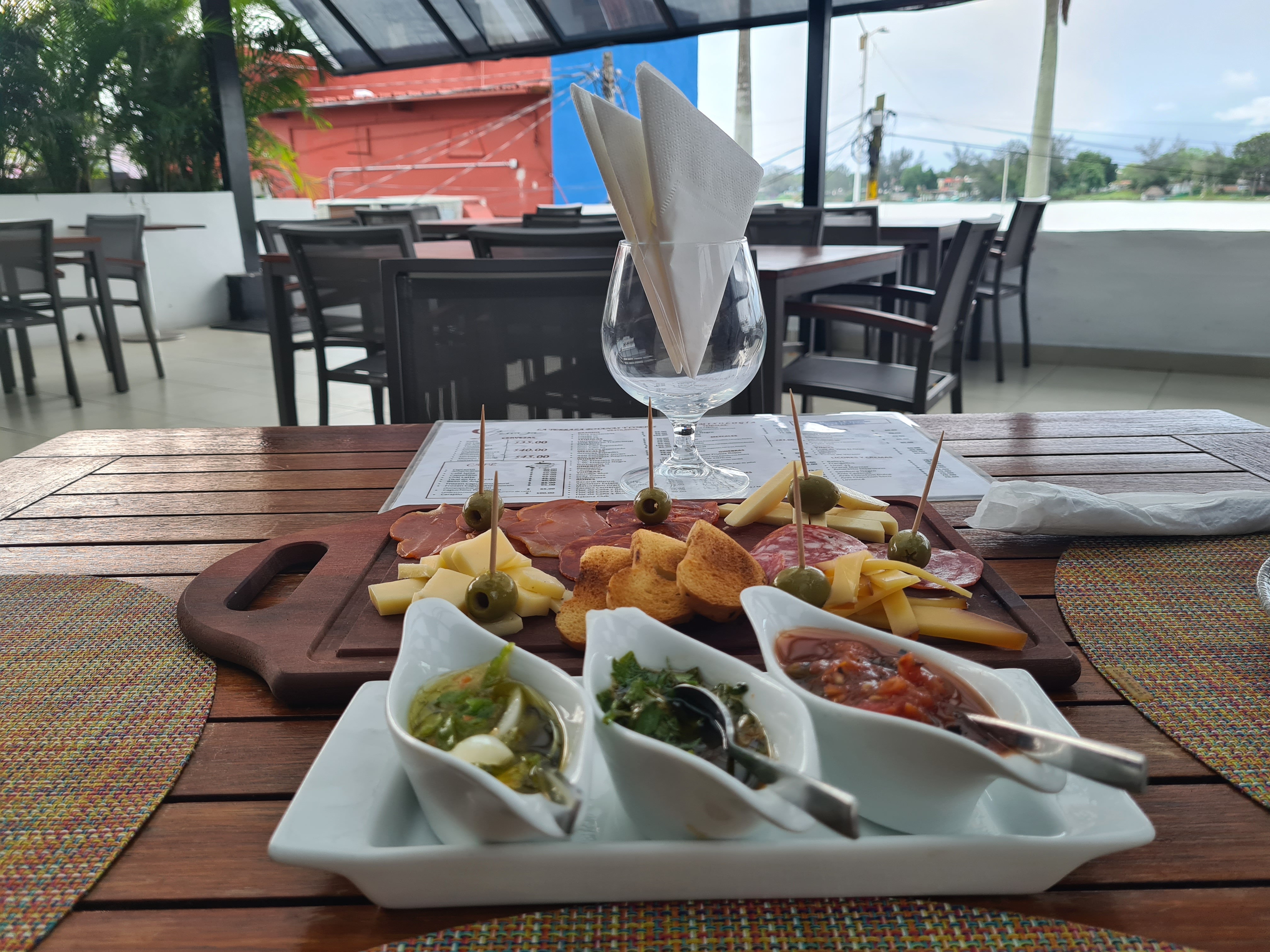 LA TERRAZA BOTANAS & CORTES S.A. DE C.V. image 4