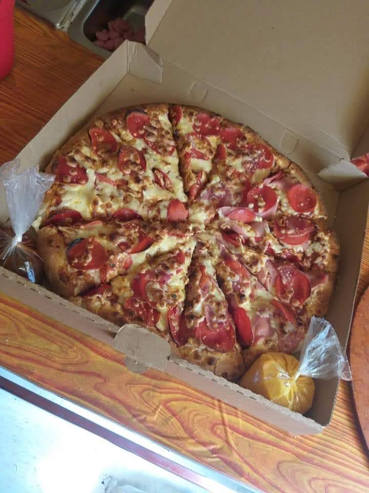 Pizza los gemes image 4