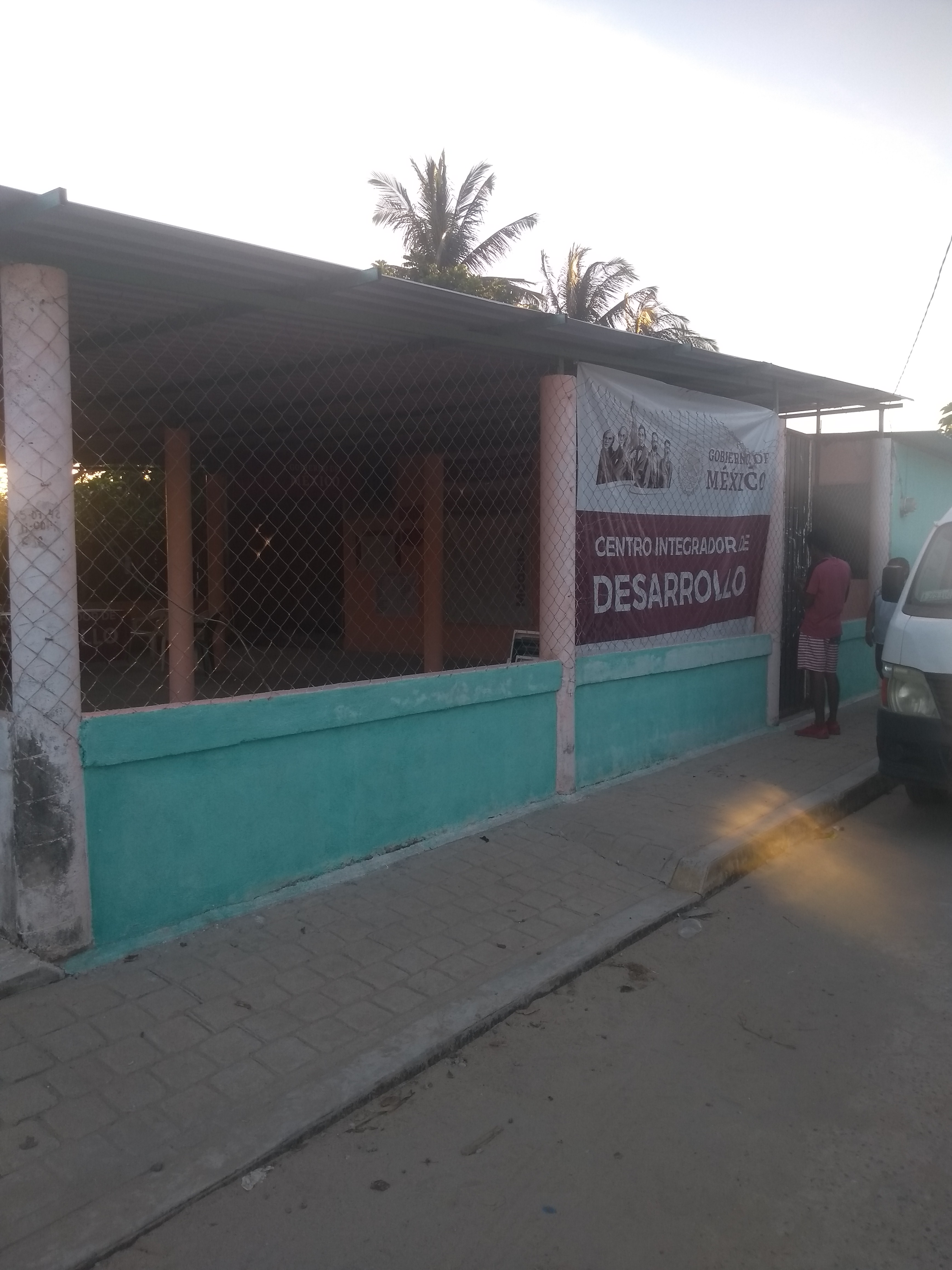 La escondida image 1