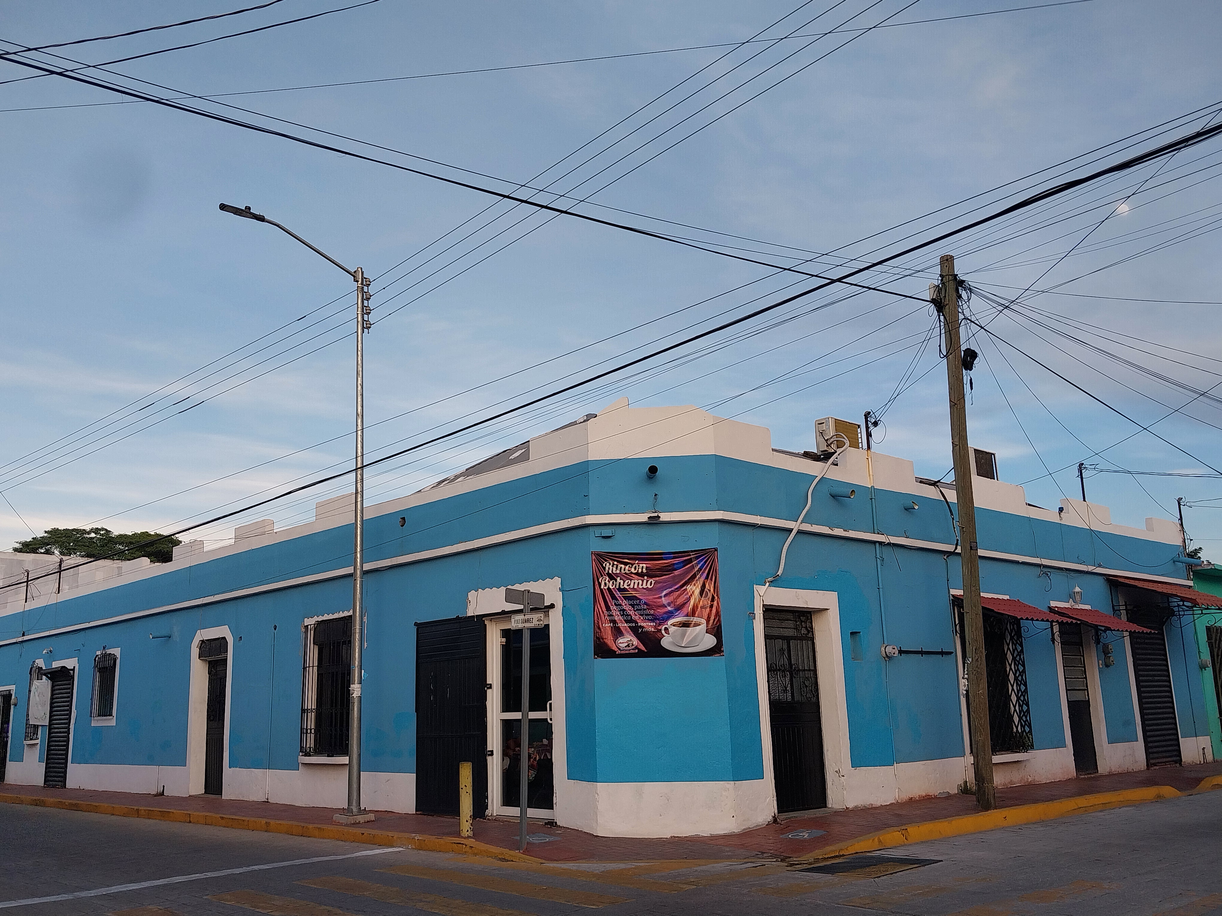 El Desencloche image 2