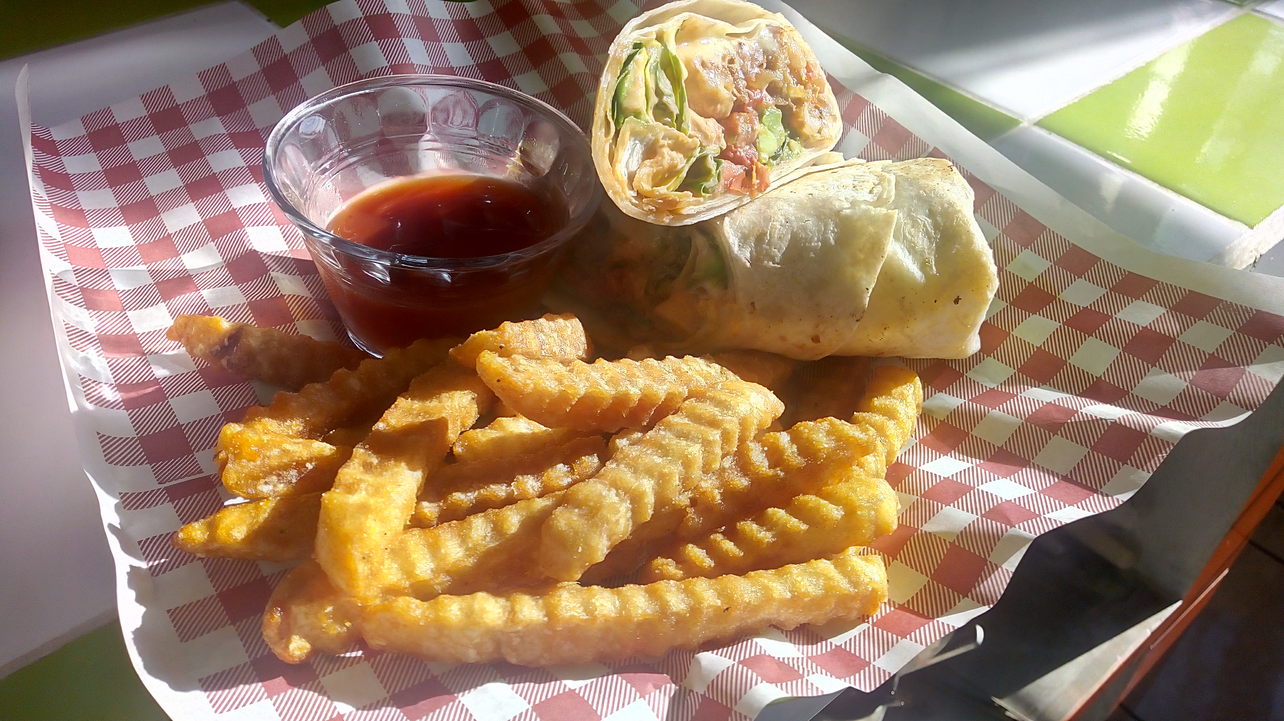 Mariscos los Delfines image 2