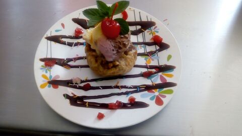 Mariscos los Delfines image 7