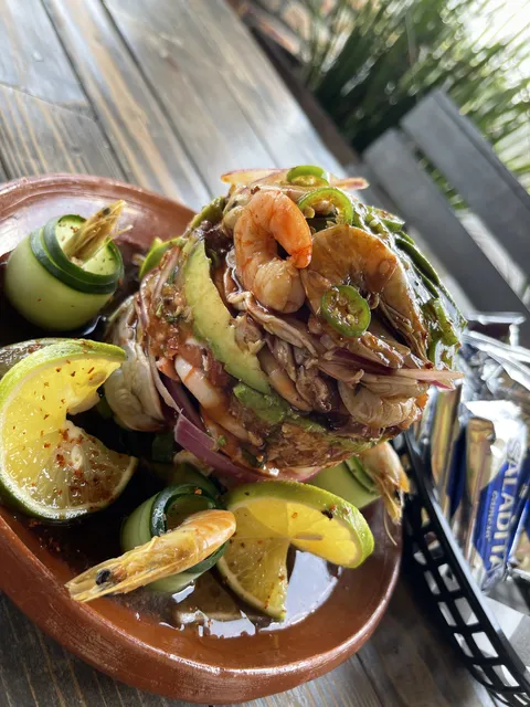 El Pescador image 3