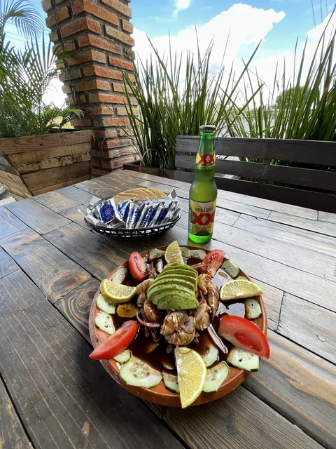 El Pescador image 7
