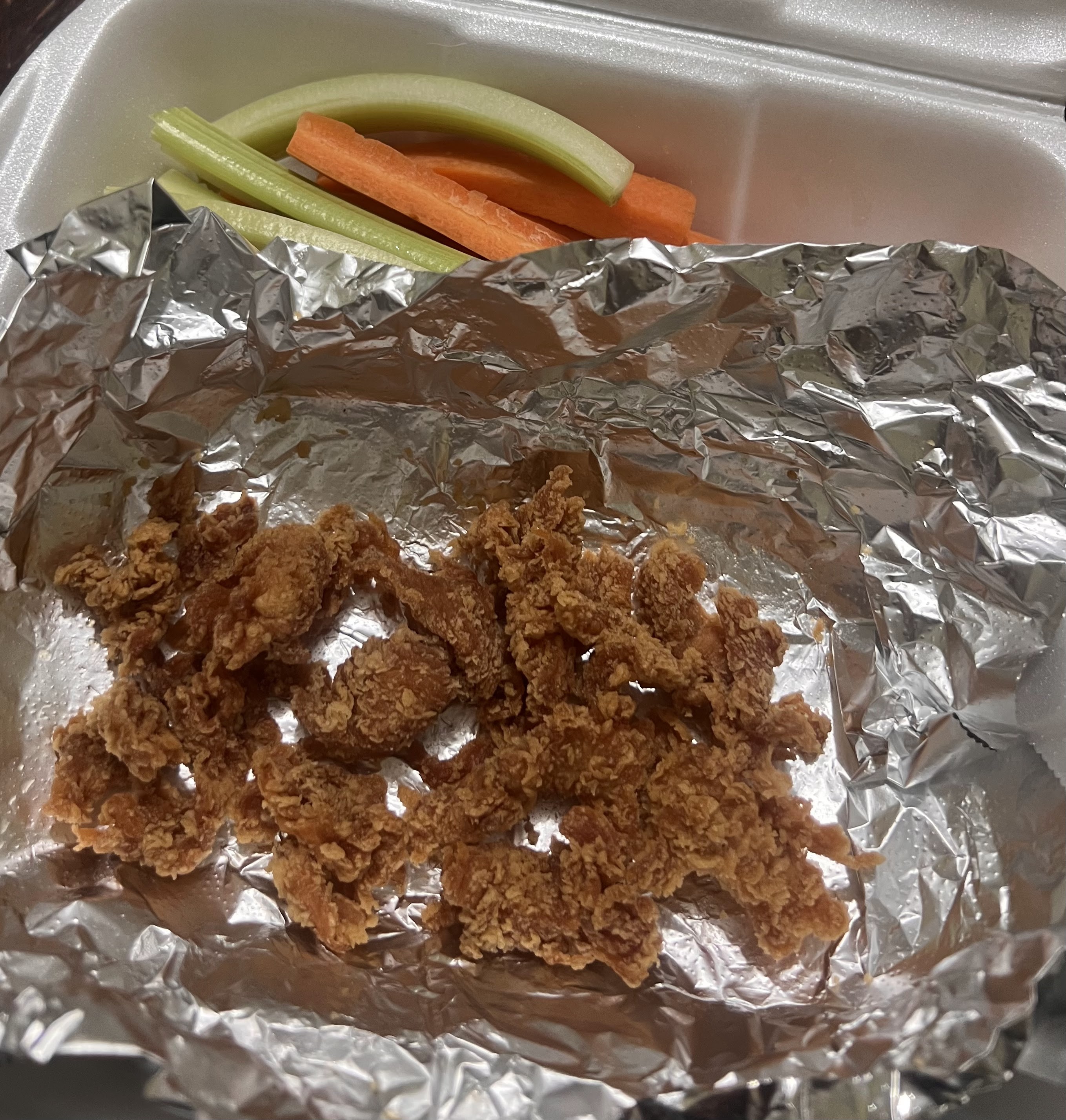 Berny's Shushi & Hot Wings image 5