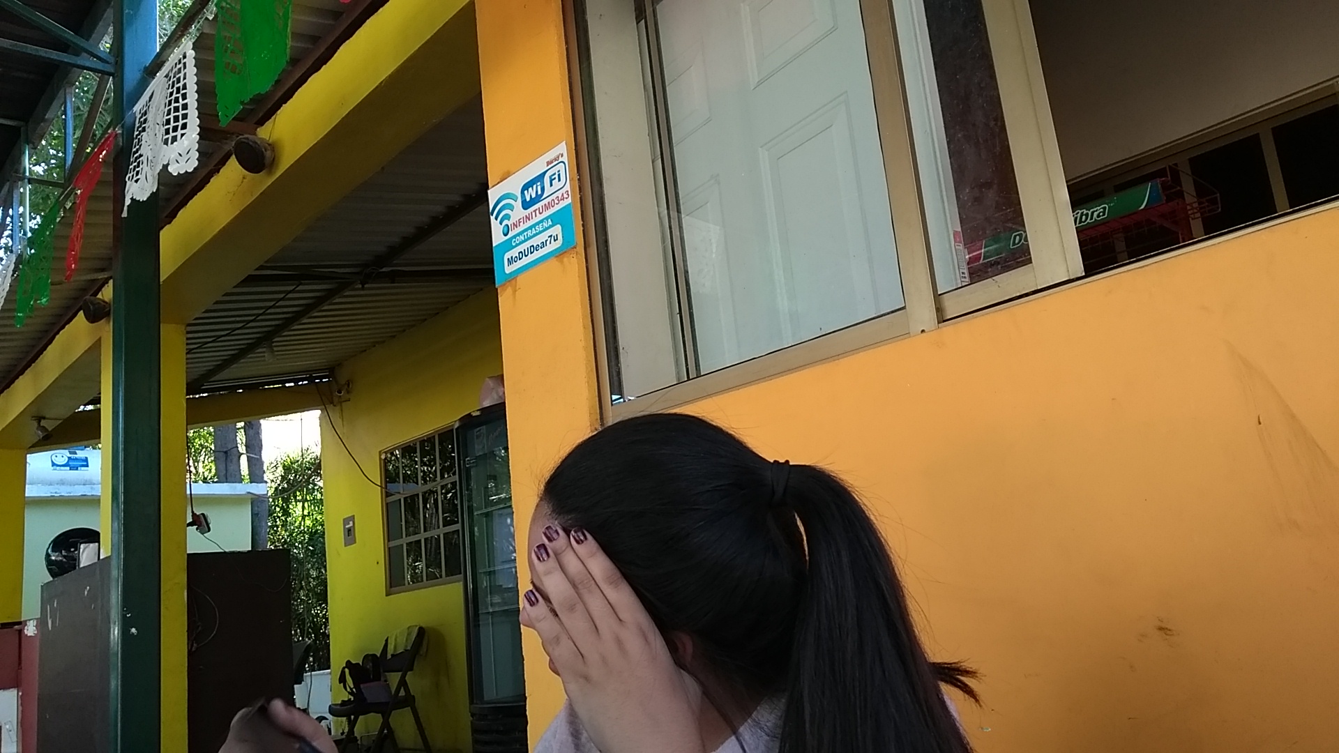 Berny's Shushi & Hot Wings image 6