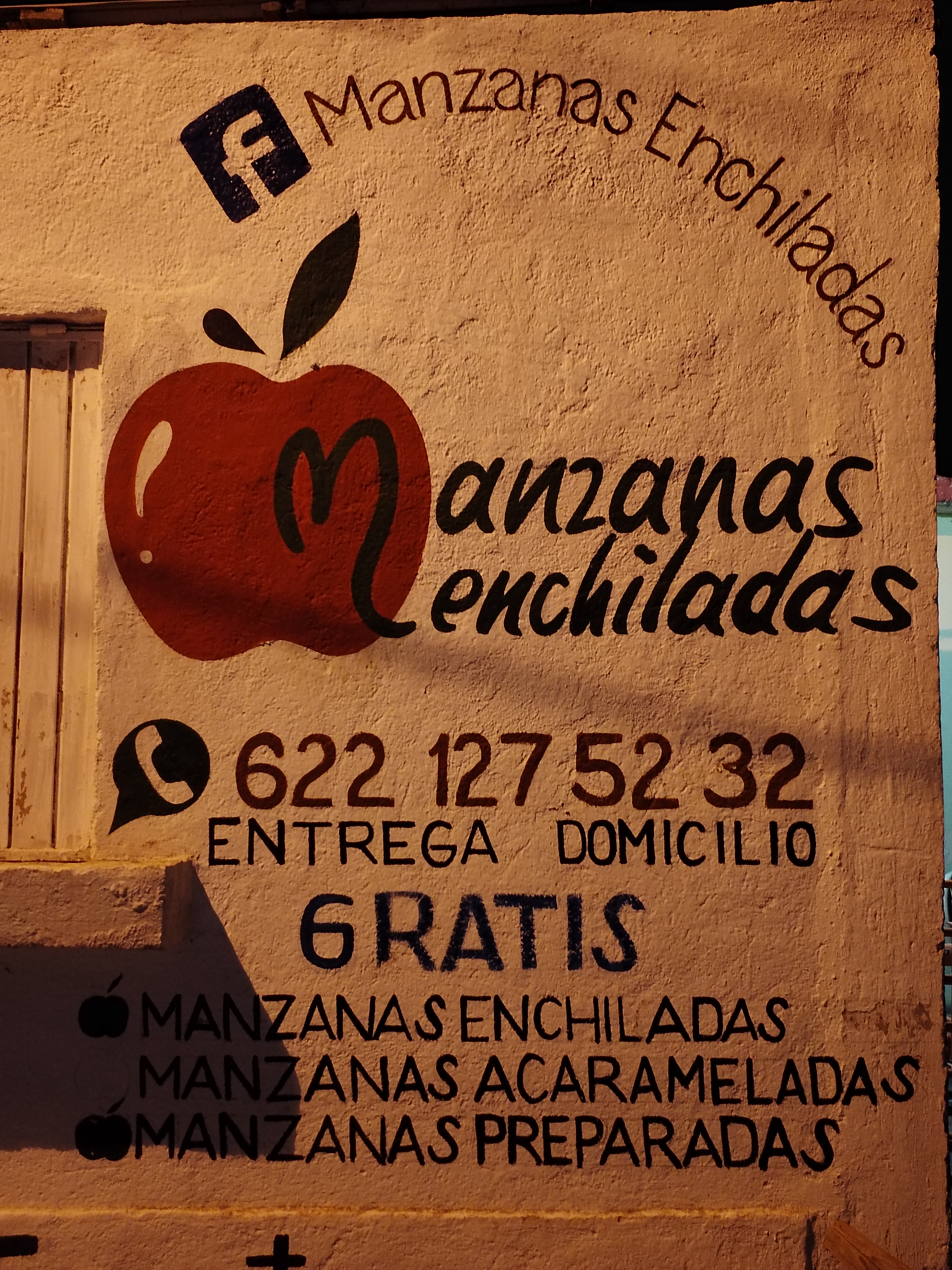 Manzanas Enchiladas chamoy de ciruelas Y snack image 6