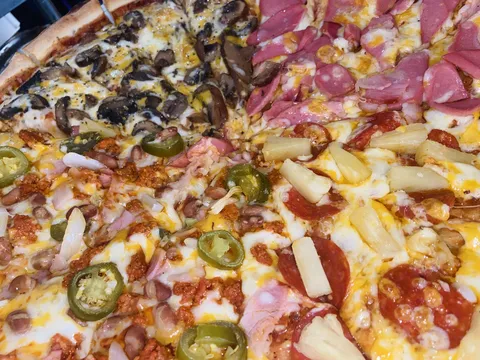 Tuscani pizzawings image 4