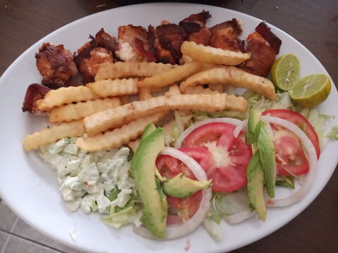 Mariscos los cactus de salvador image 1
