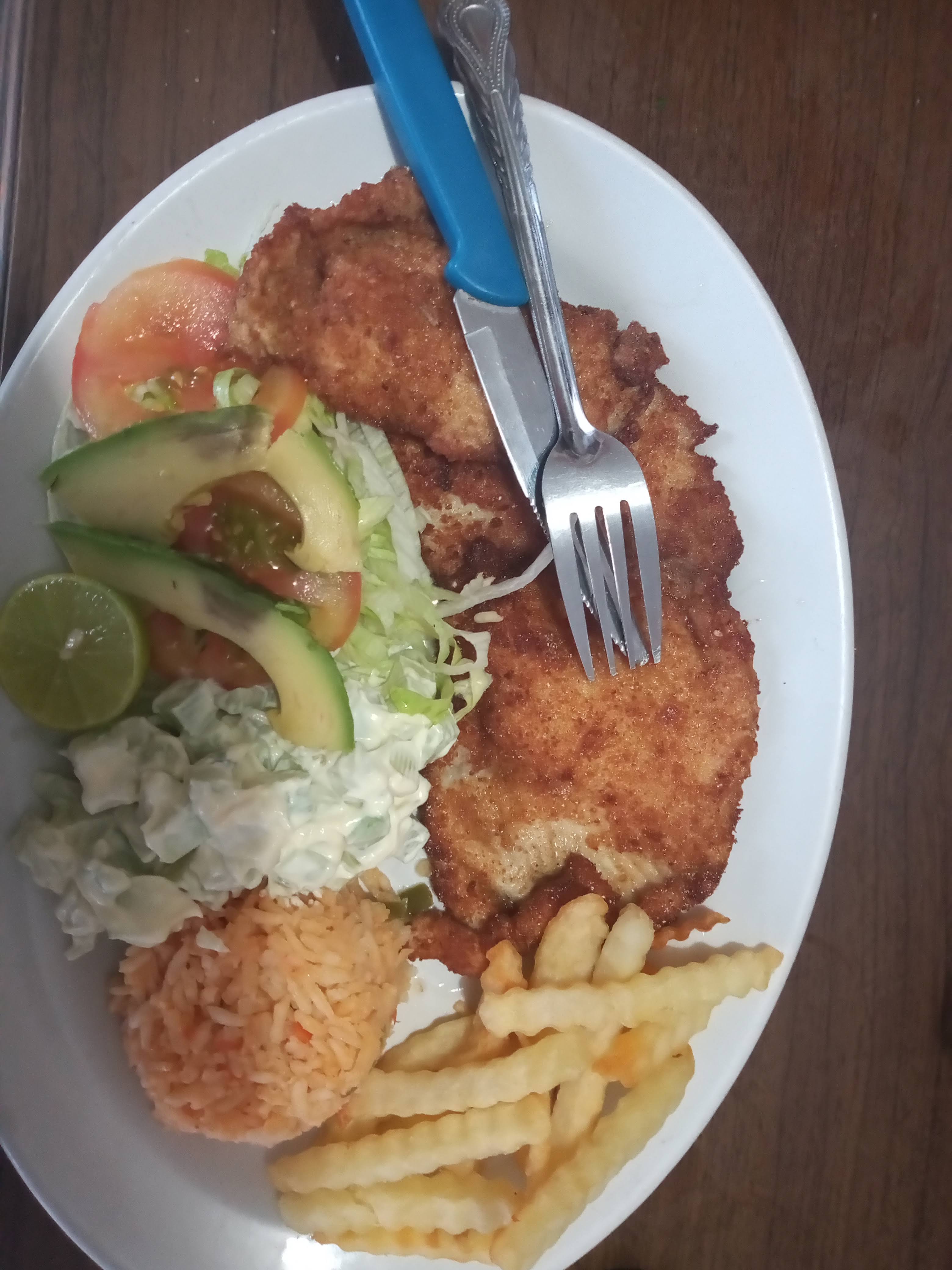 Mariscos los cactus de salvador image 7