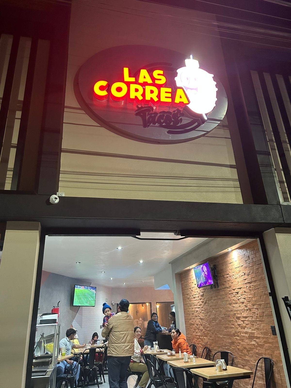 Las Correa Tacos image 5
