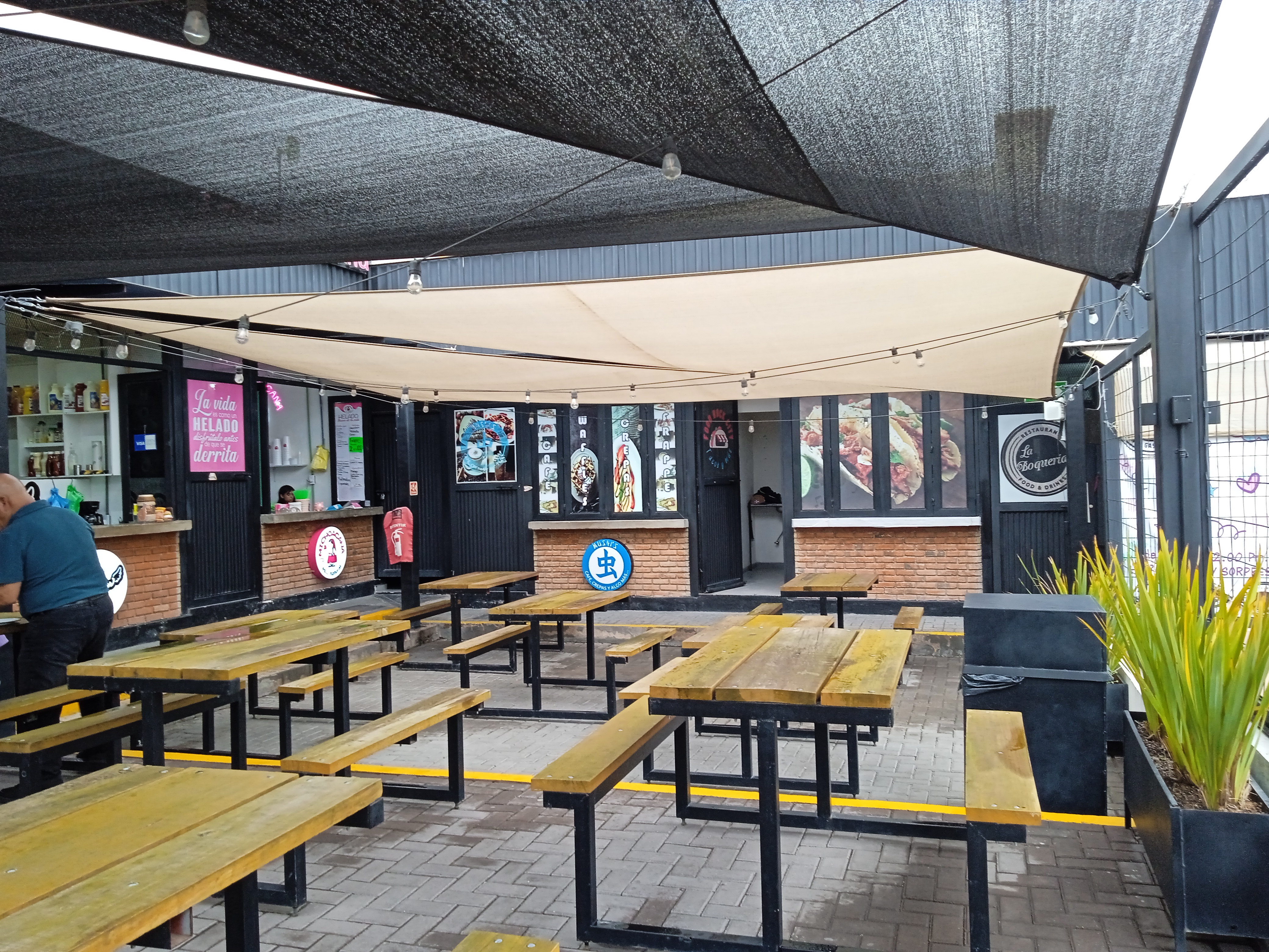 Mercadito gastronómico real Solare image 4