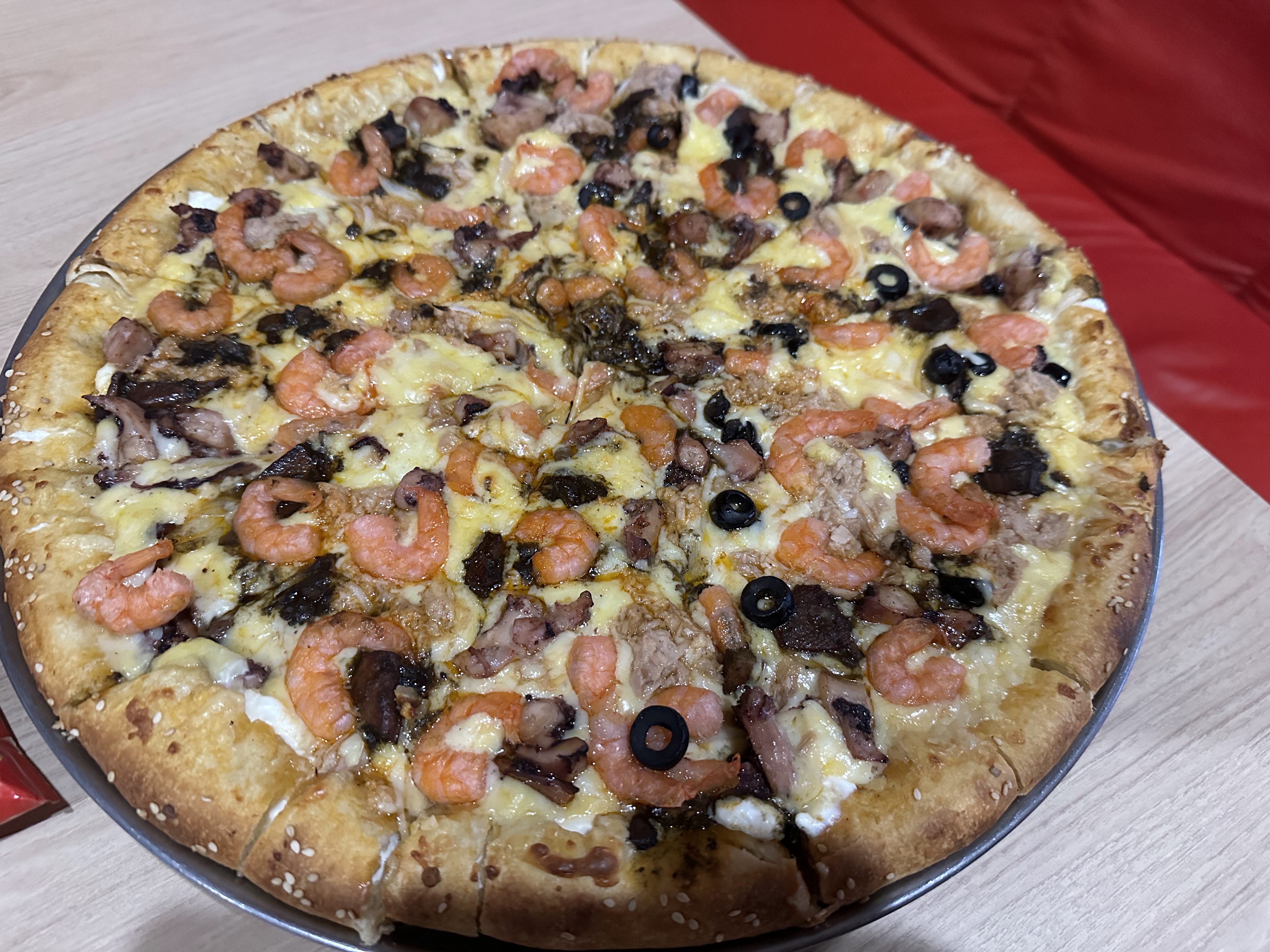 Rikas Pizzas image 1