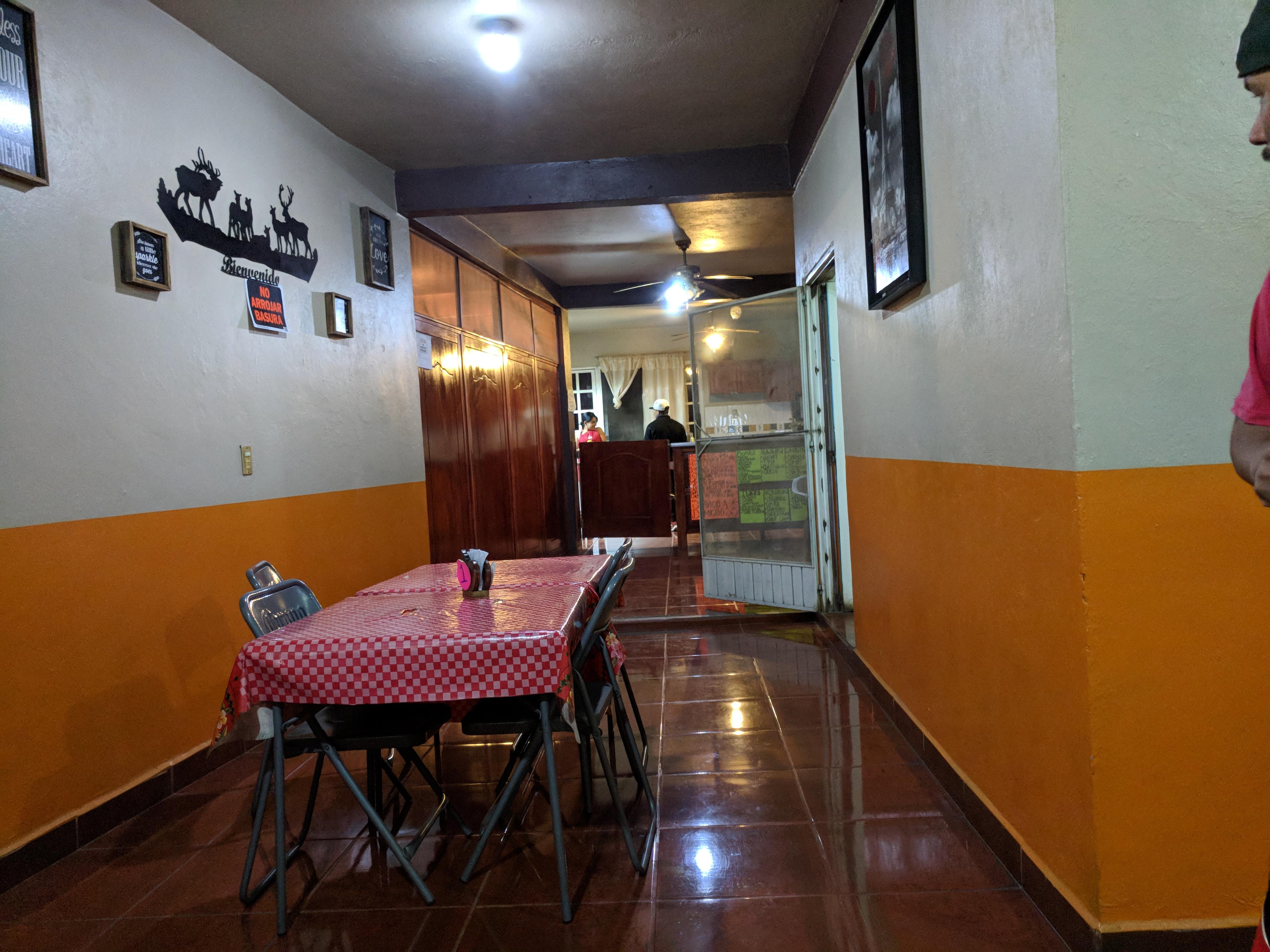 Pizzería "Real Guadalupana" image 1