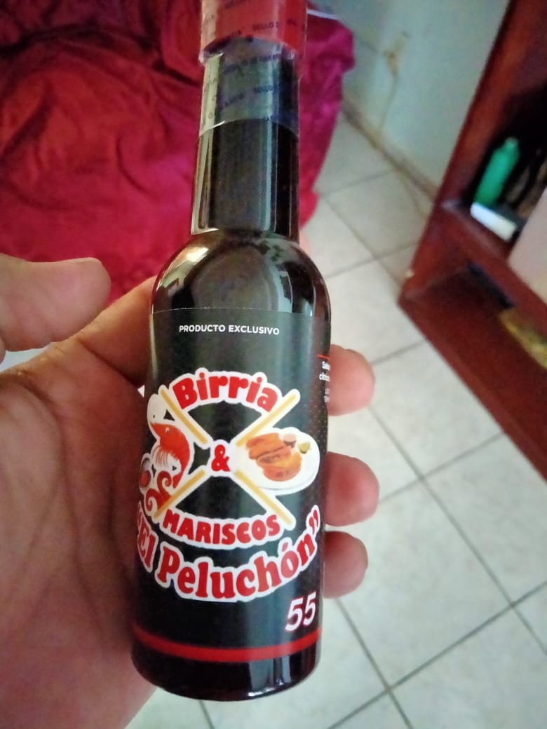 Birria Y Mariscos "El Peluchon" image 4