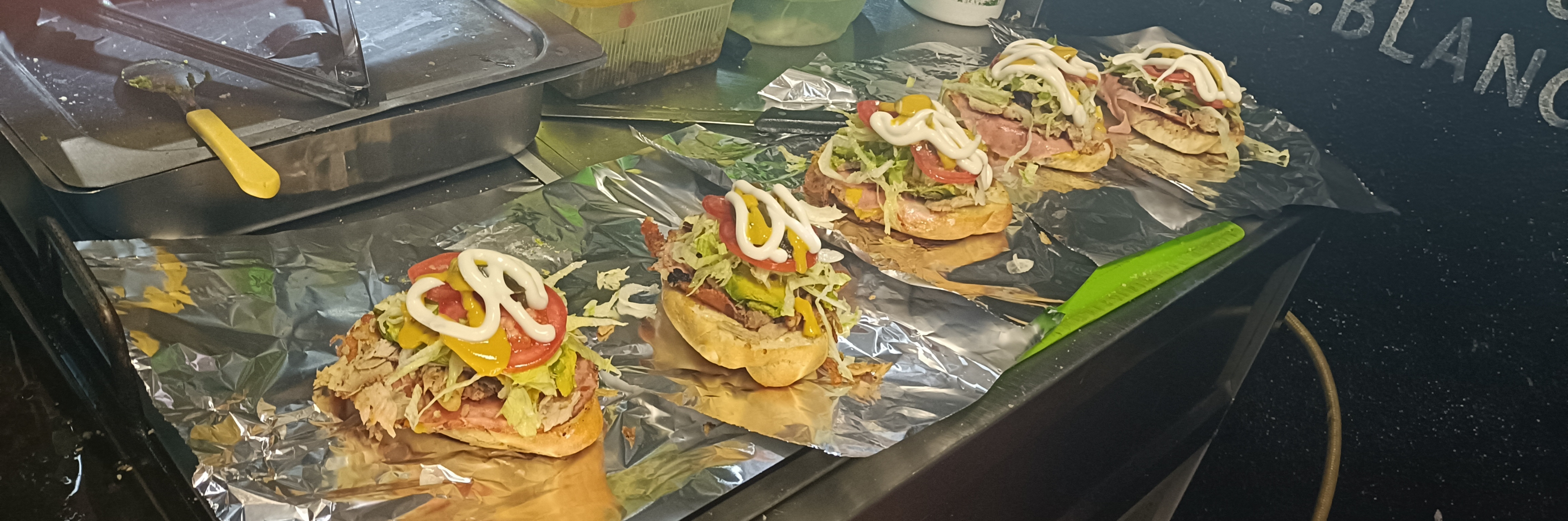 Pizzas y hamburguesas Rose image 8