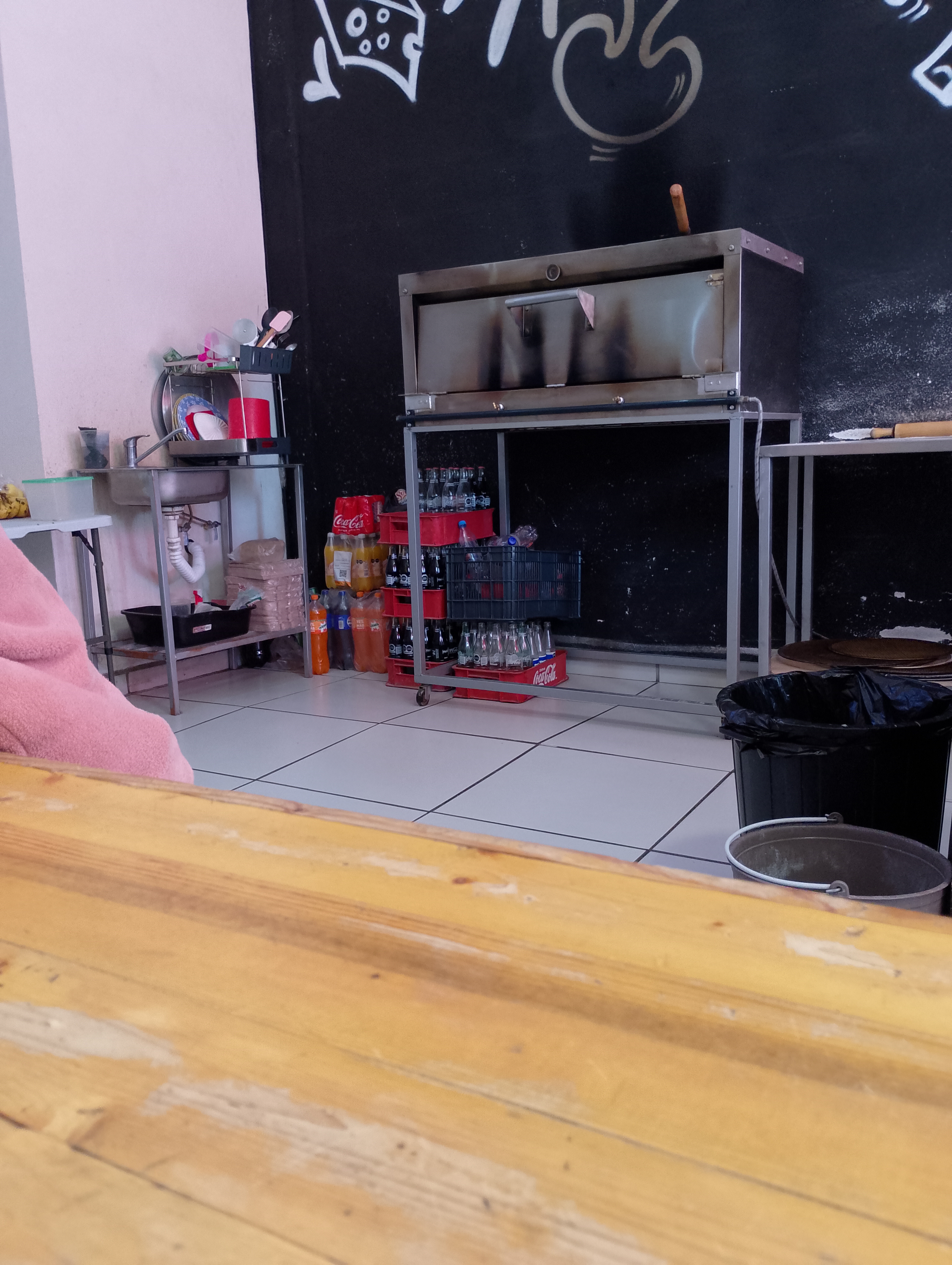 Pizzas y hamburguesas Rose image 9