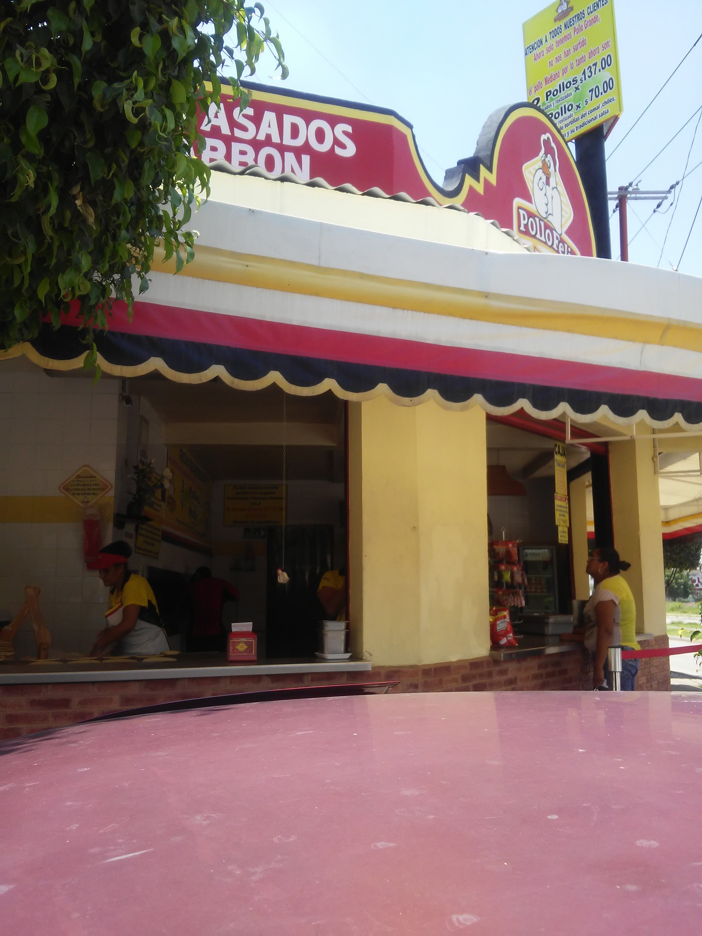 Pollo Feliz Express, Suc. Villas de San Juan image 2