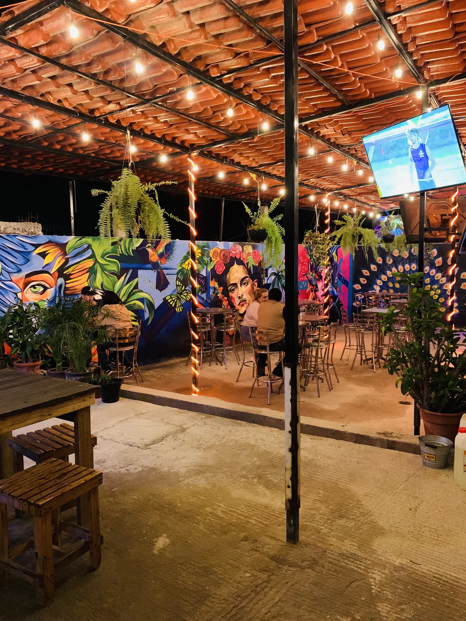 Cherry’s Restaurante Bar image 4
