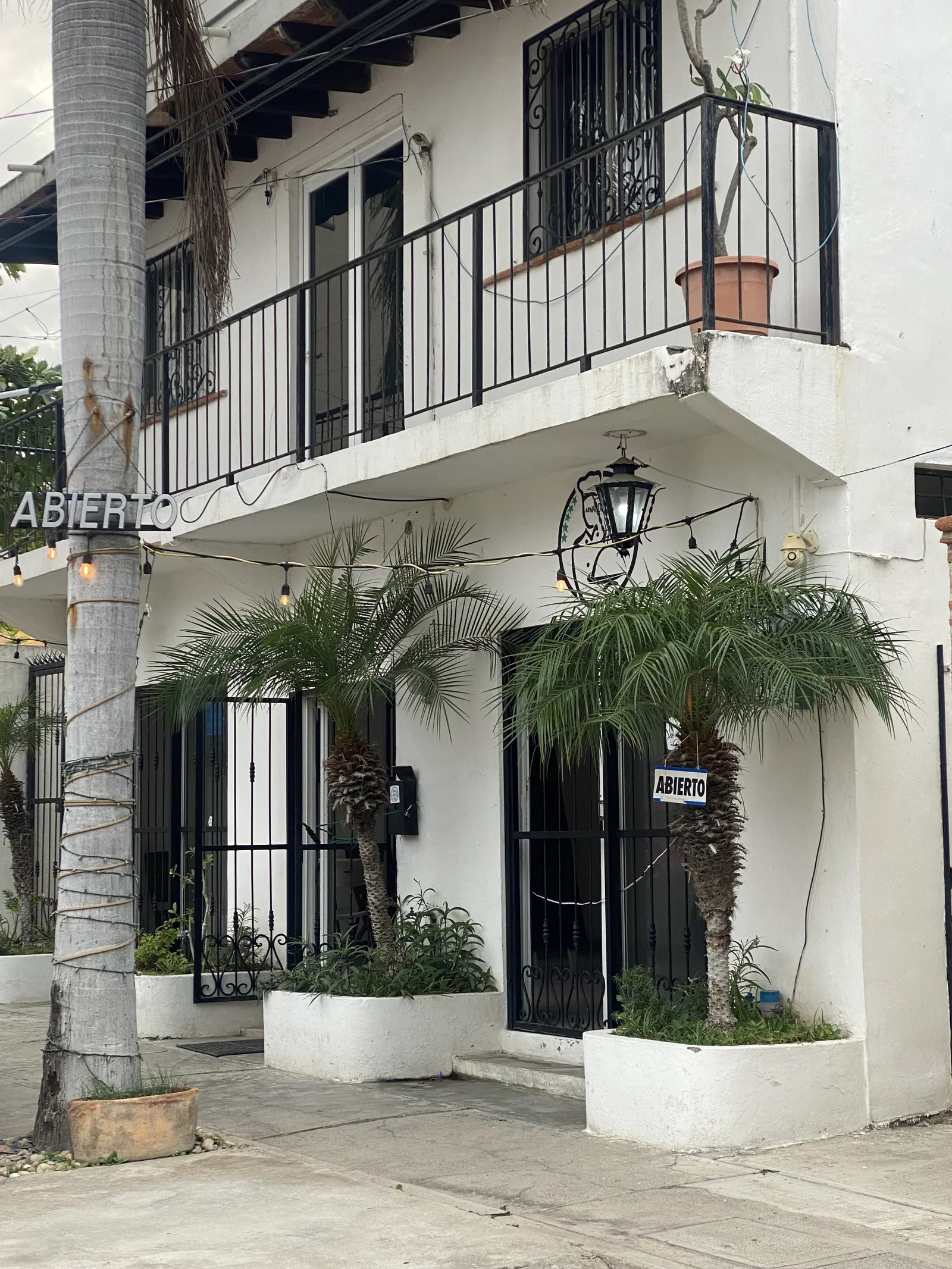 Armando's Place image 5
