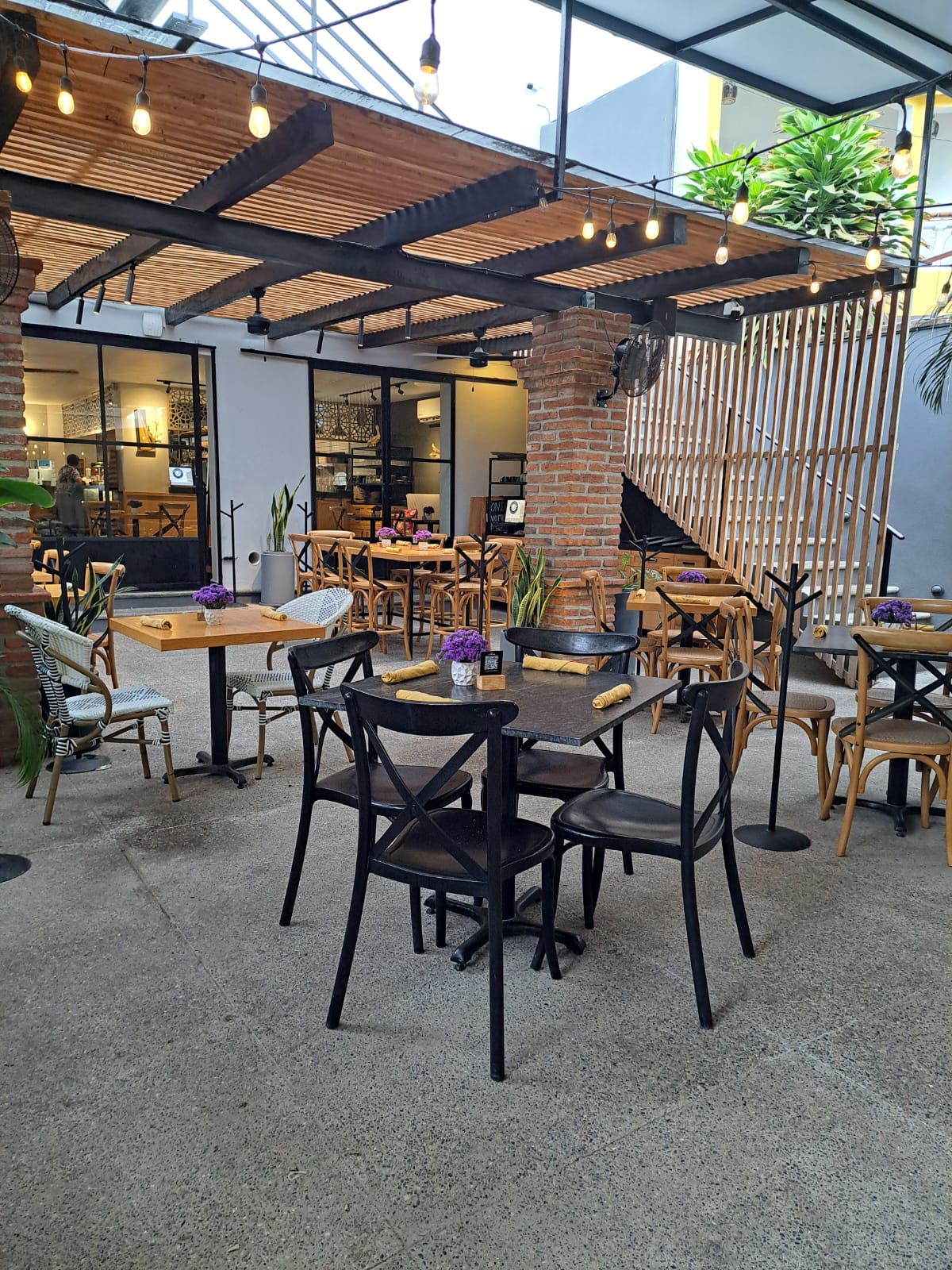 Bistro Cobojo image 1