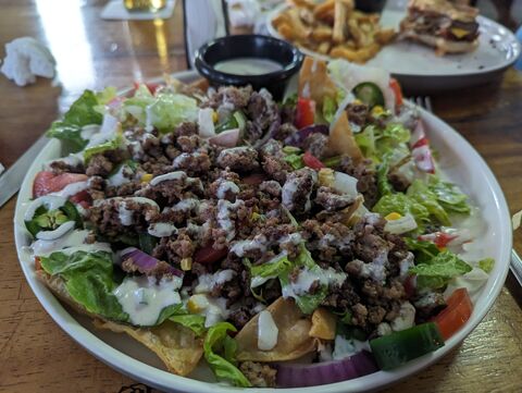 Ozzie's Sports Bar & Grill image 4