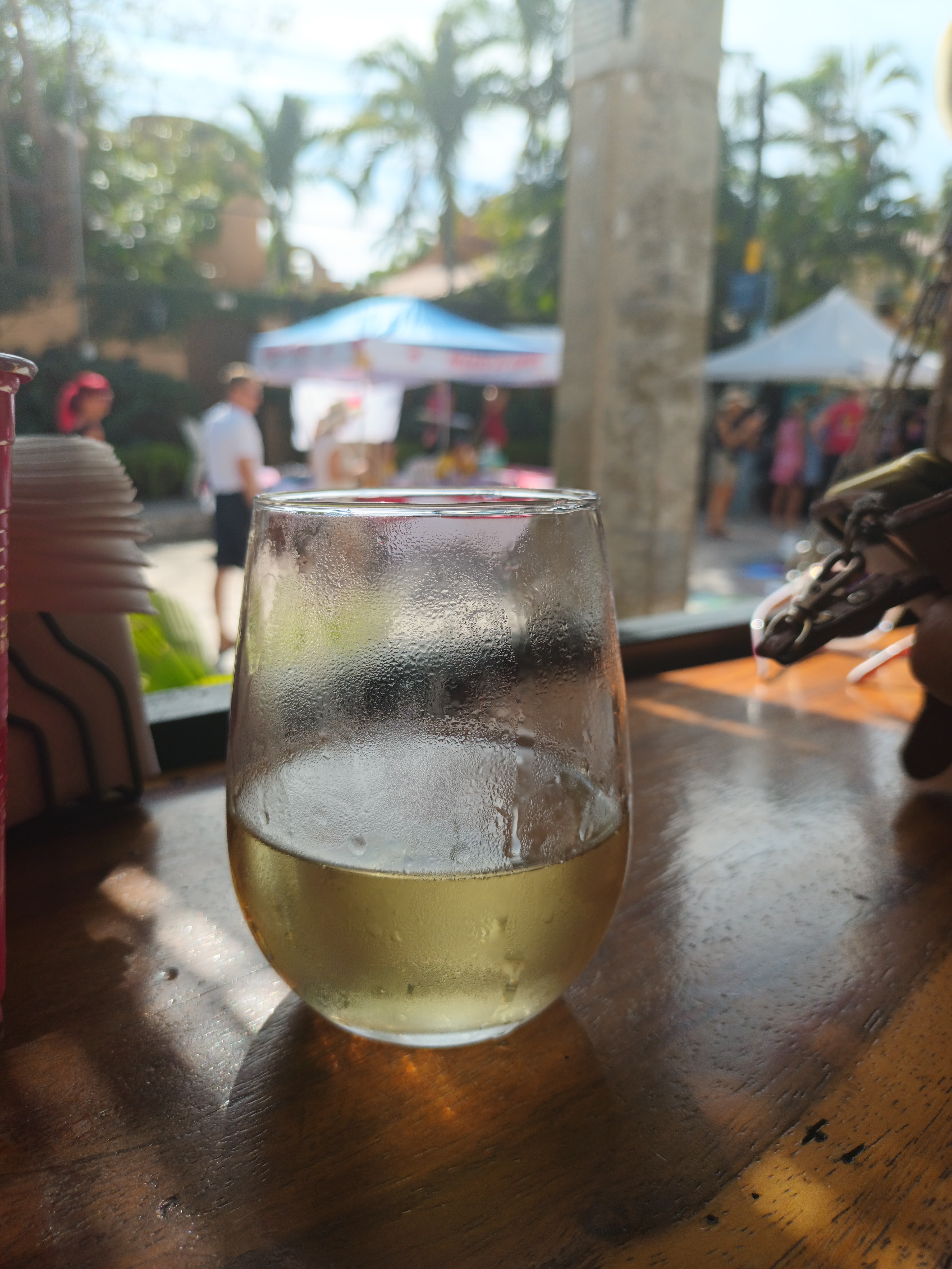 Ozzie's Sports Bar & Grill image 8