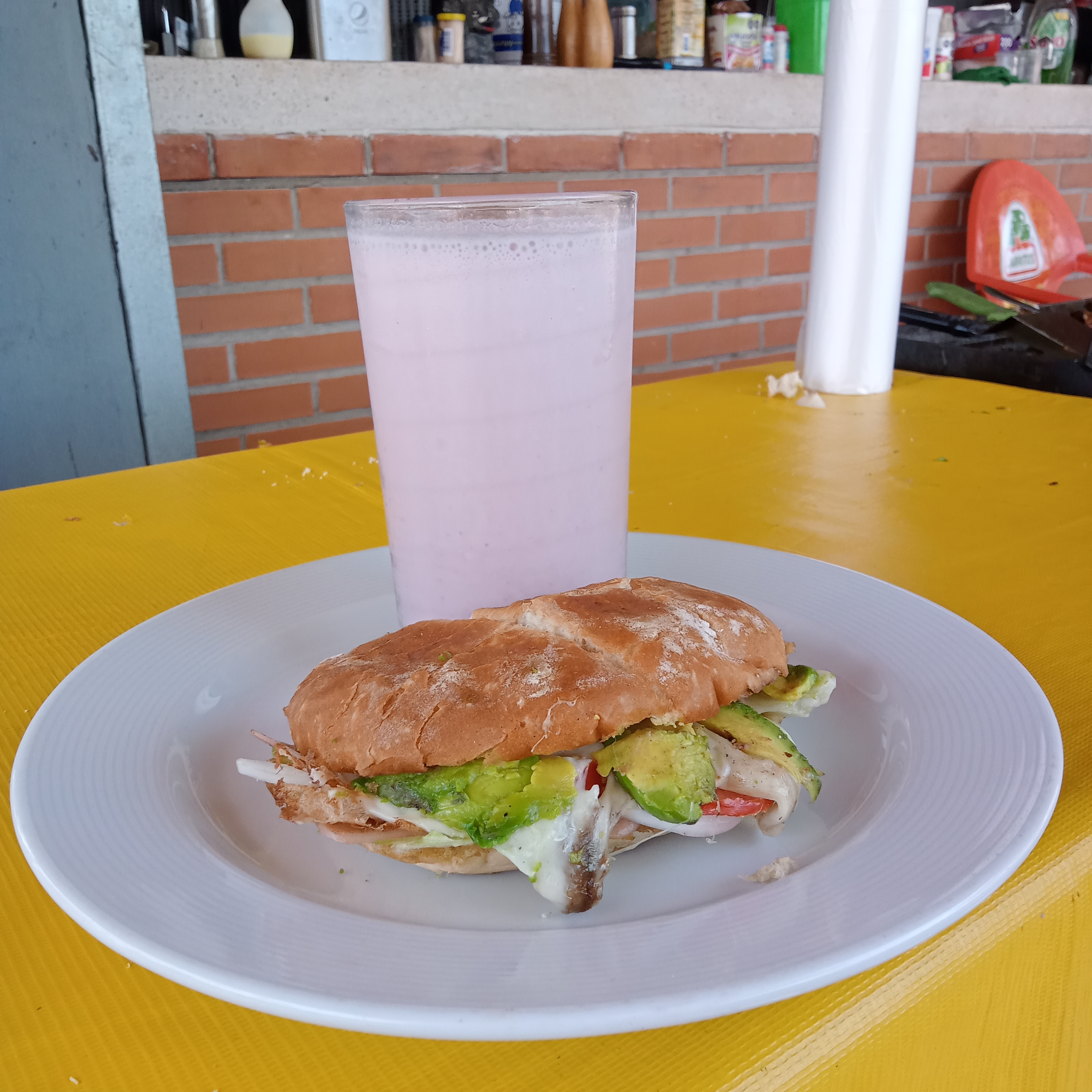 Antojitos Tenochtitlán image 2