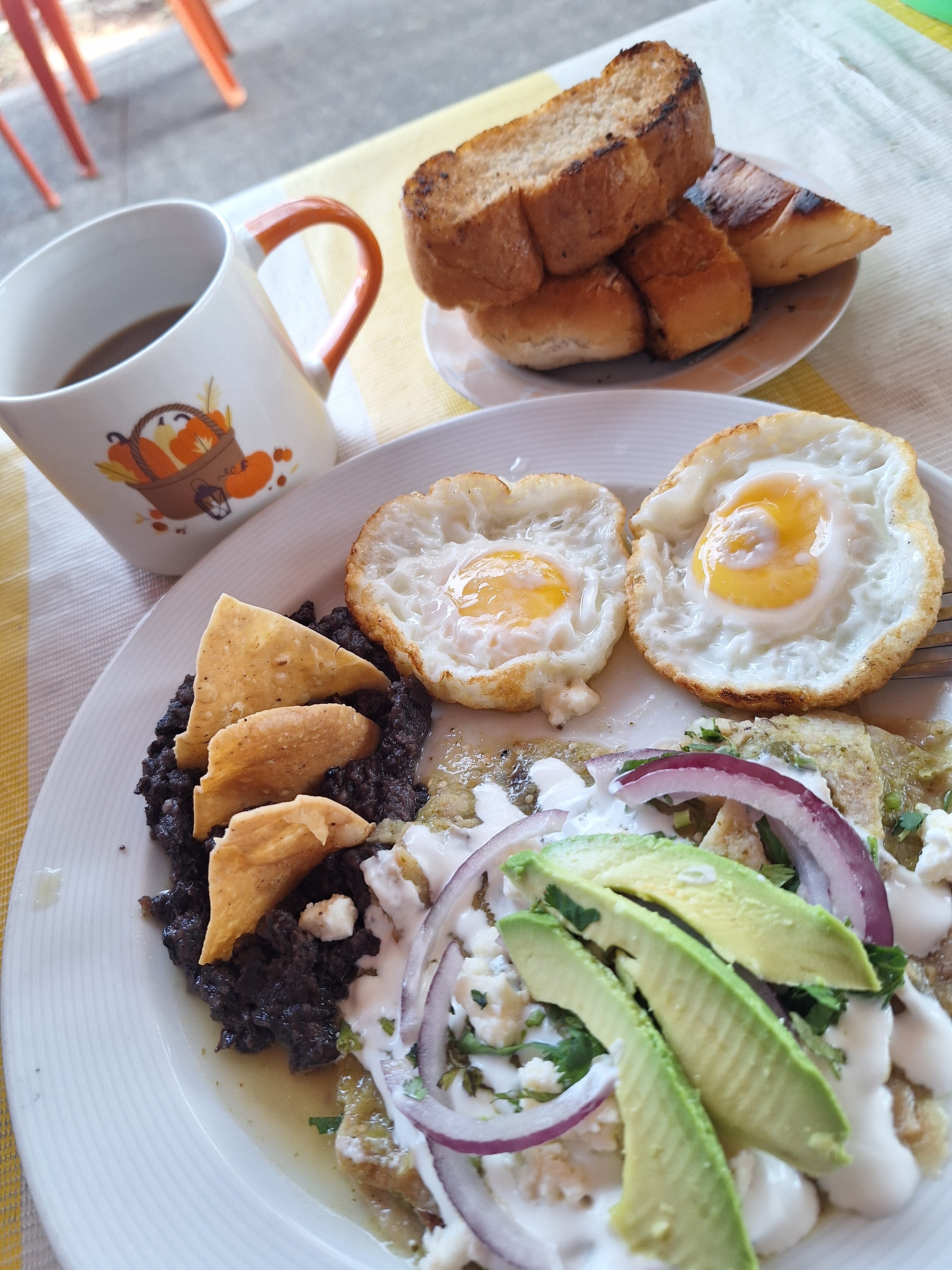 Antojitos Tenochtitlán image 3