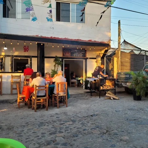 Buce-Burger image 7