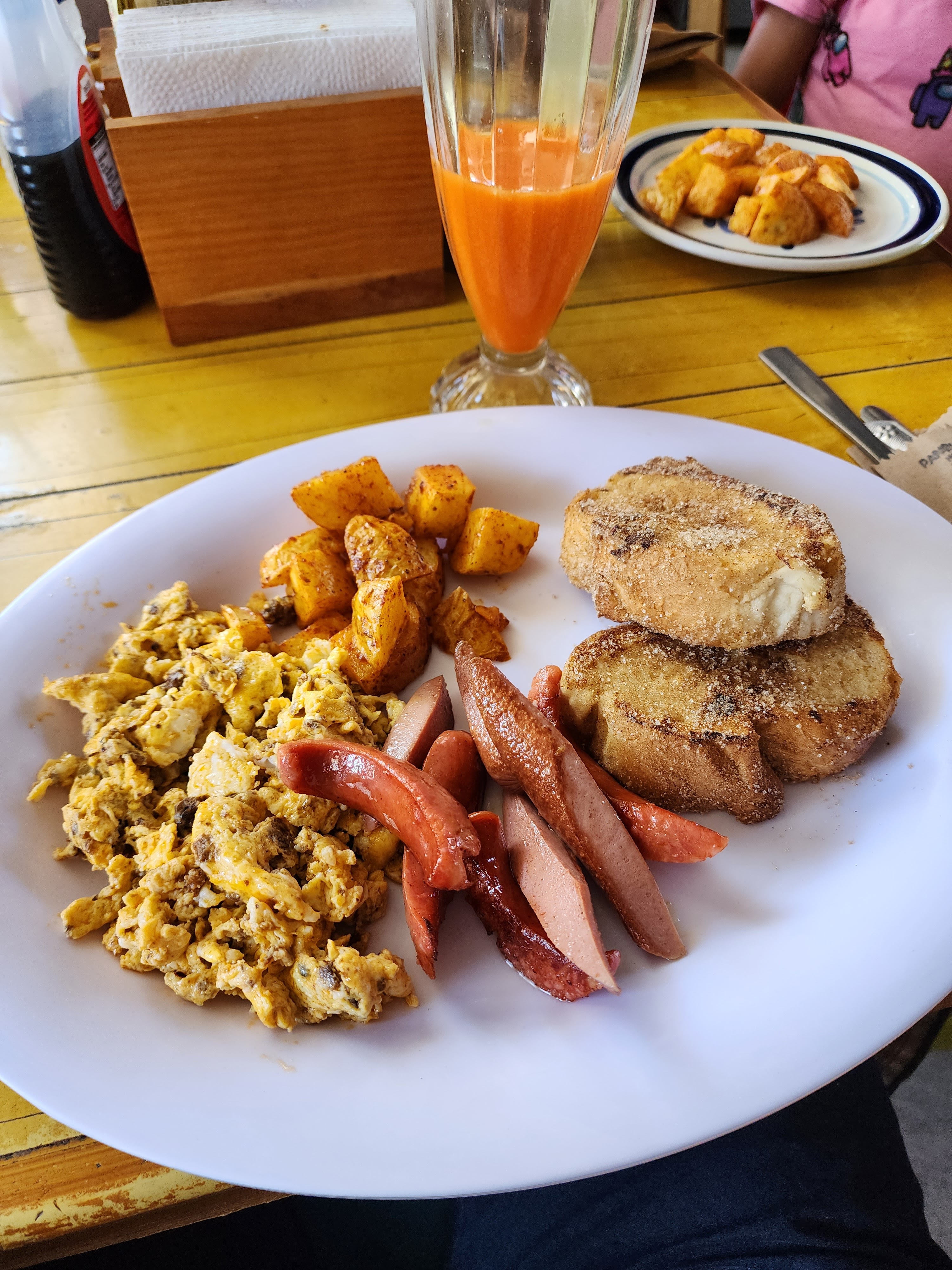 Panquekis House image 4