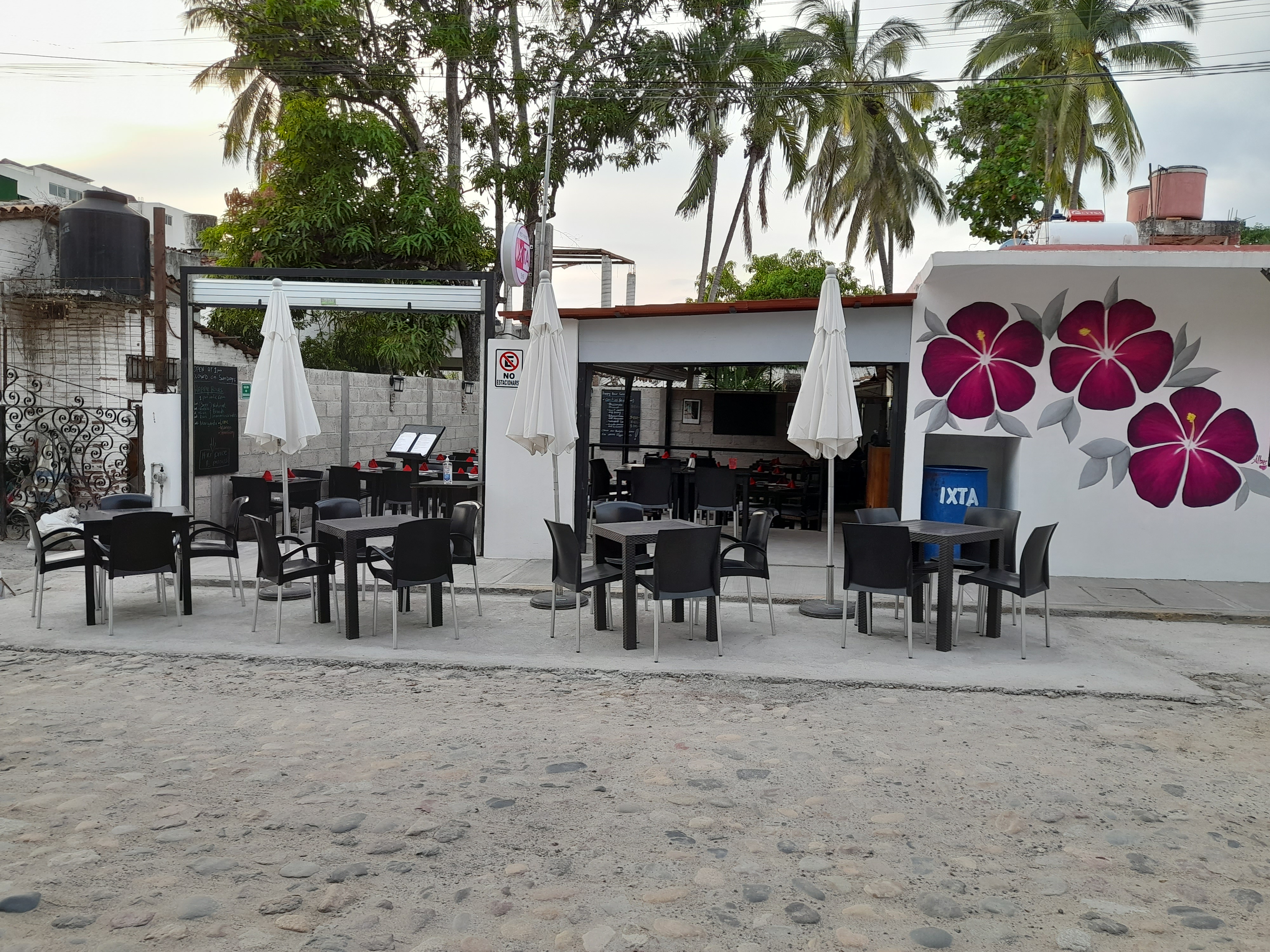 Ixta restaurant image 4