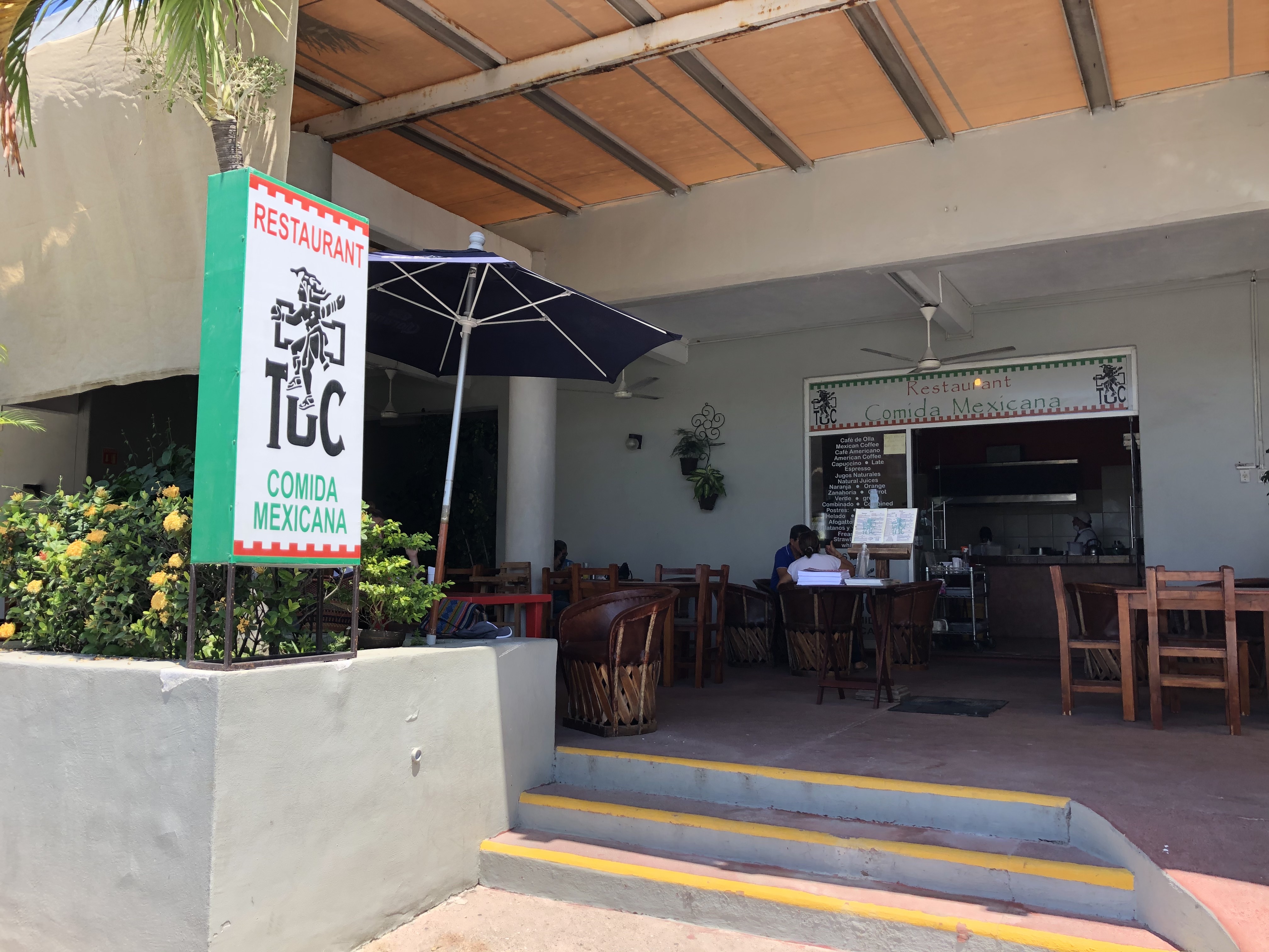 Restaurante Tuc de comida mexicana image 1