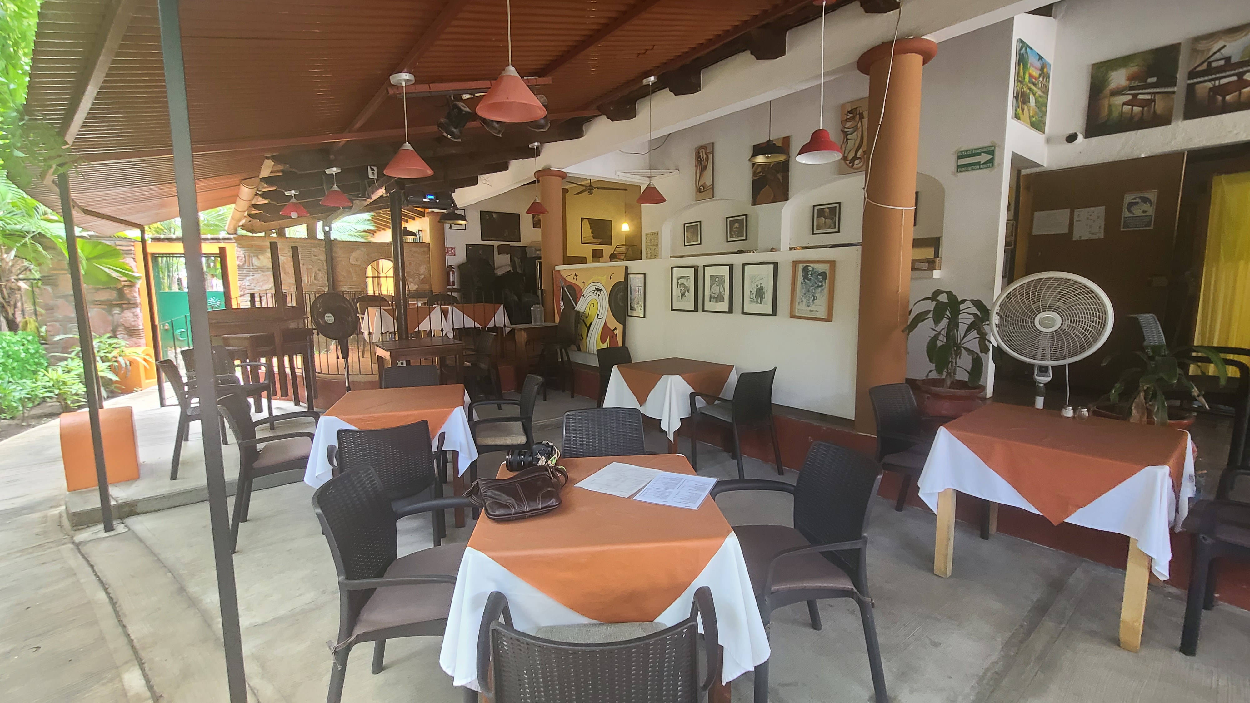 Encore Restaurant & Jazz Lounge Bucerias image 4