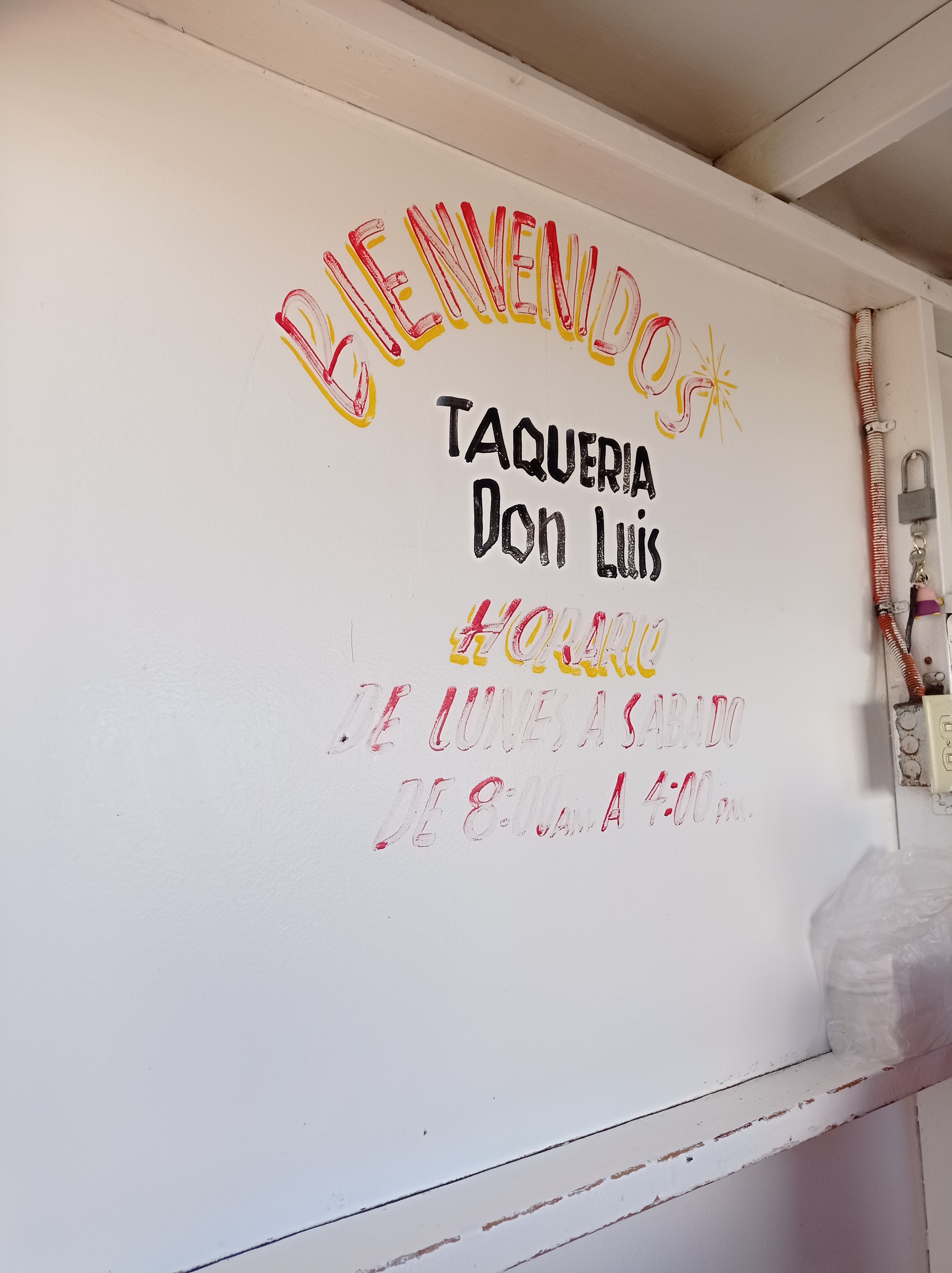 Taquería DON LUIS image 10