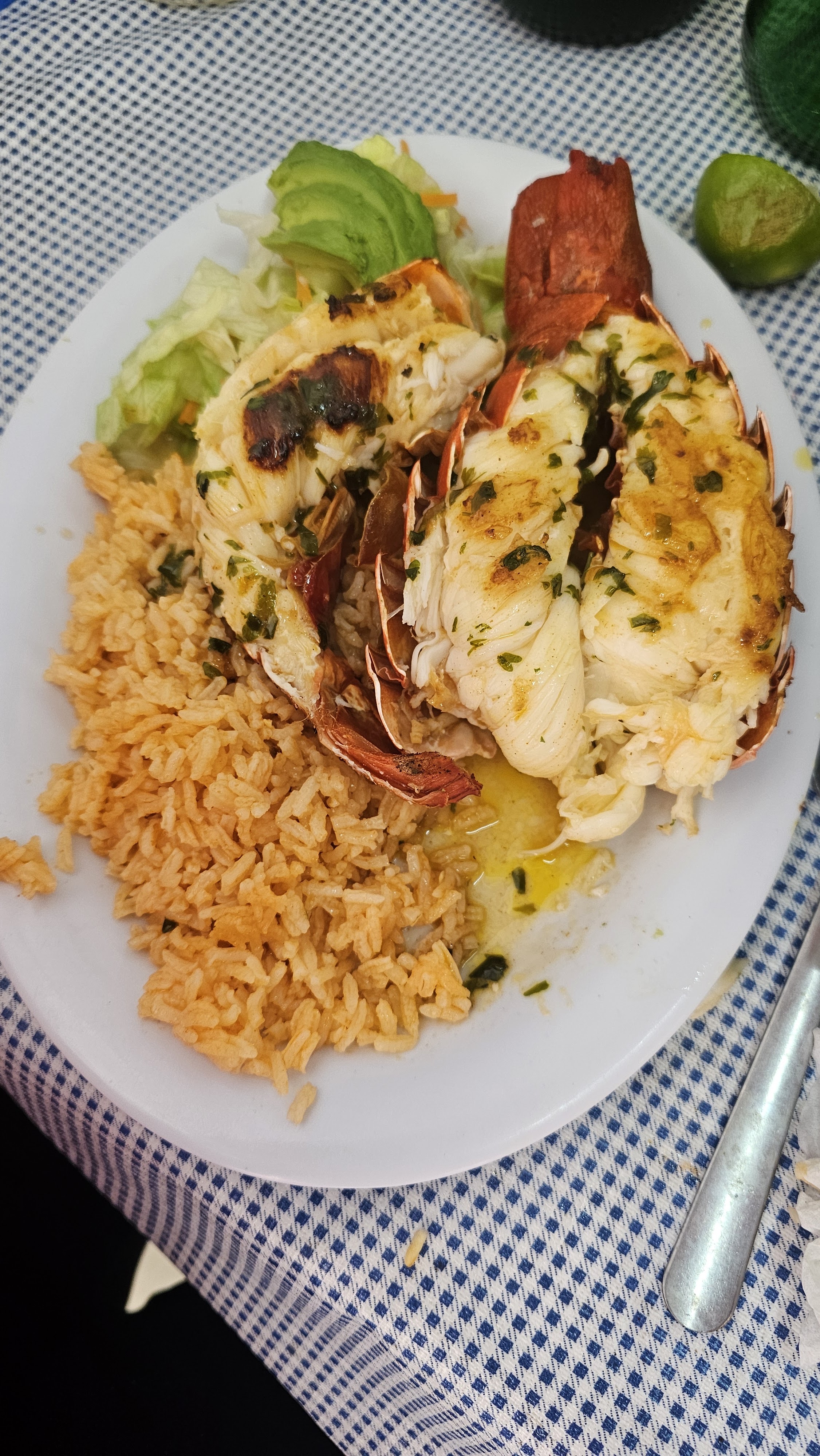 Carreta de Mariscos "El Barba Roja" image 8