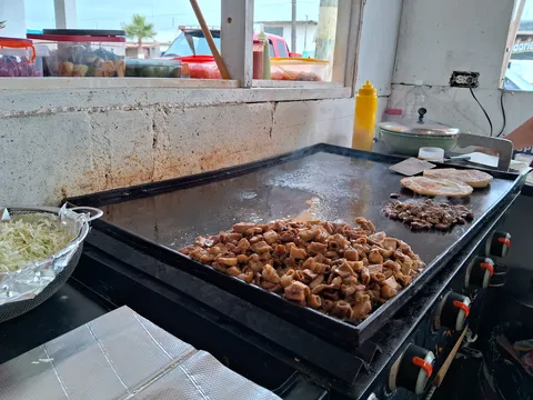 Taqueria Las Florecitas (NITO) image 3