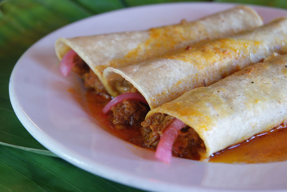 Taquería Los Almendros 2 image 1