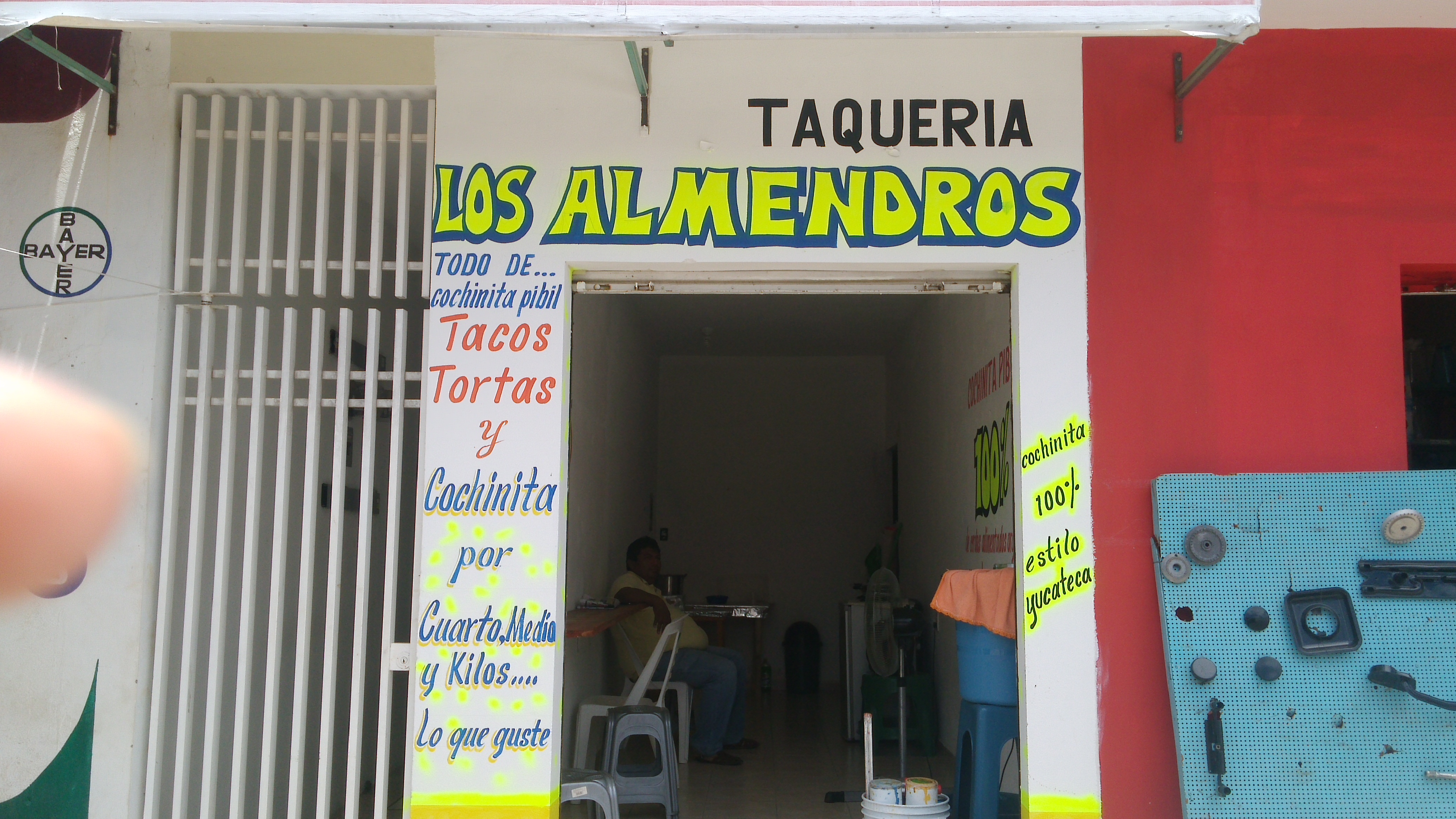 Taquería Los Almendros 2 image 3