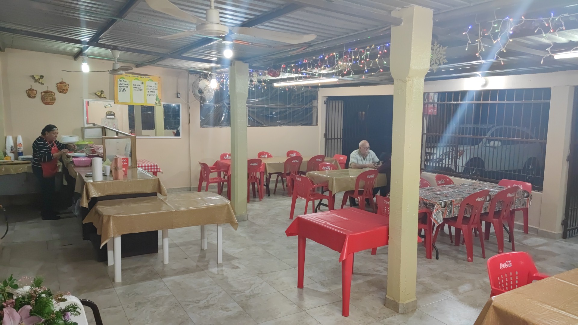 Sopes Doña Magui image 1