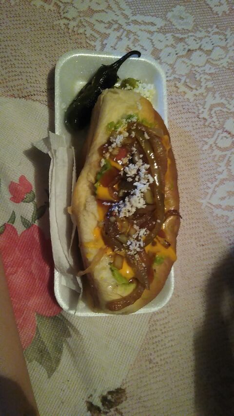 HOTDOGS LA MANA image 1
