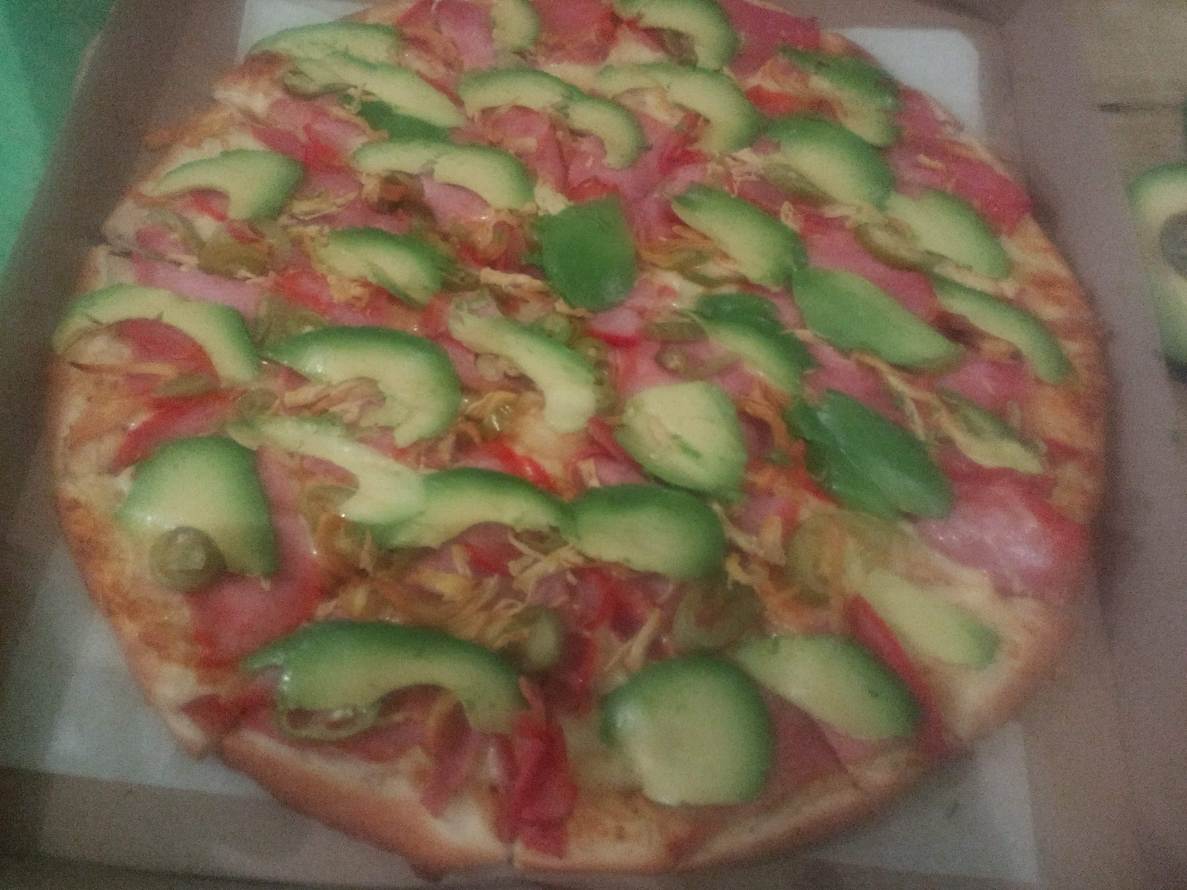 Yamis pizza image 7