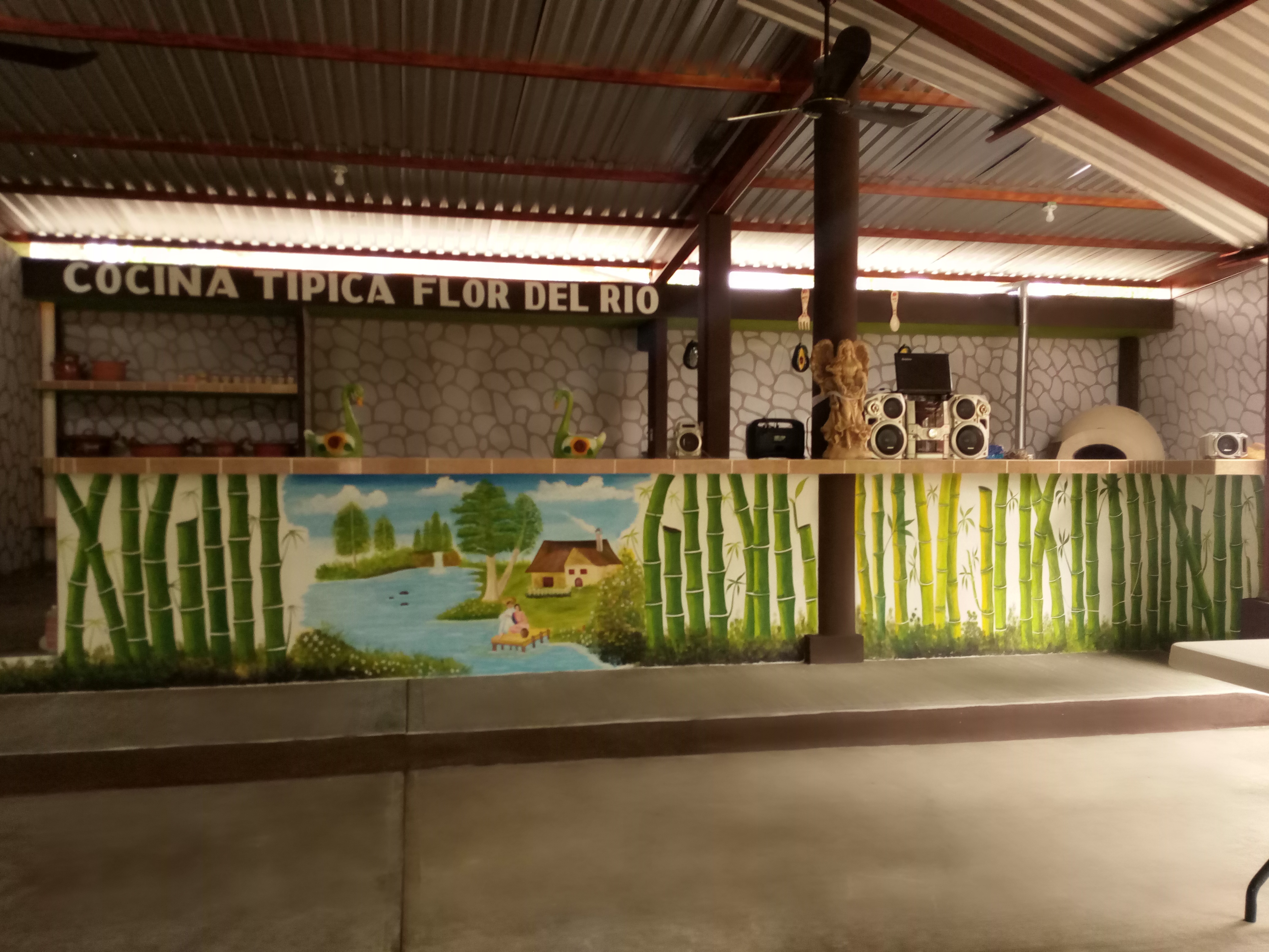 Cocina Tipica FLOR DEL RIO image 6