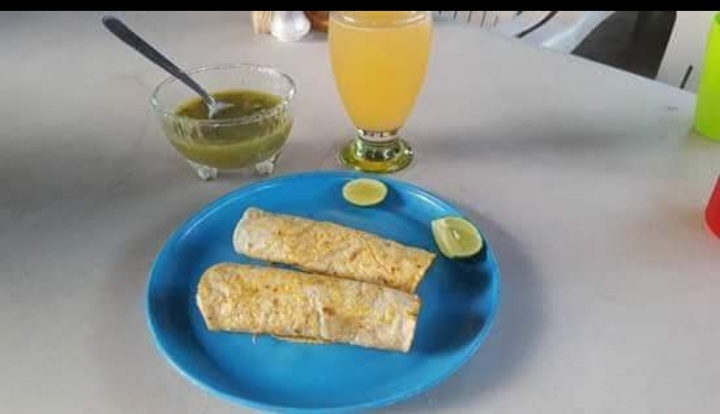 Cenaduria de Adelina Castellanos. image 2