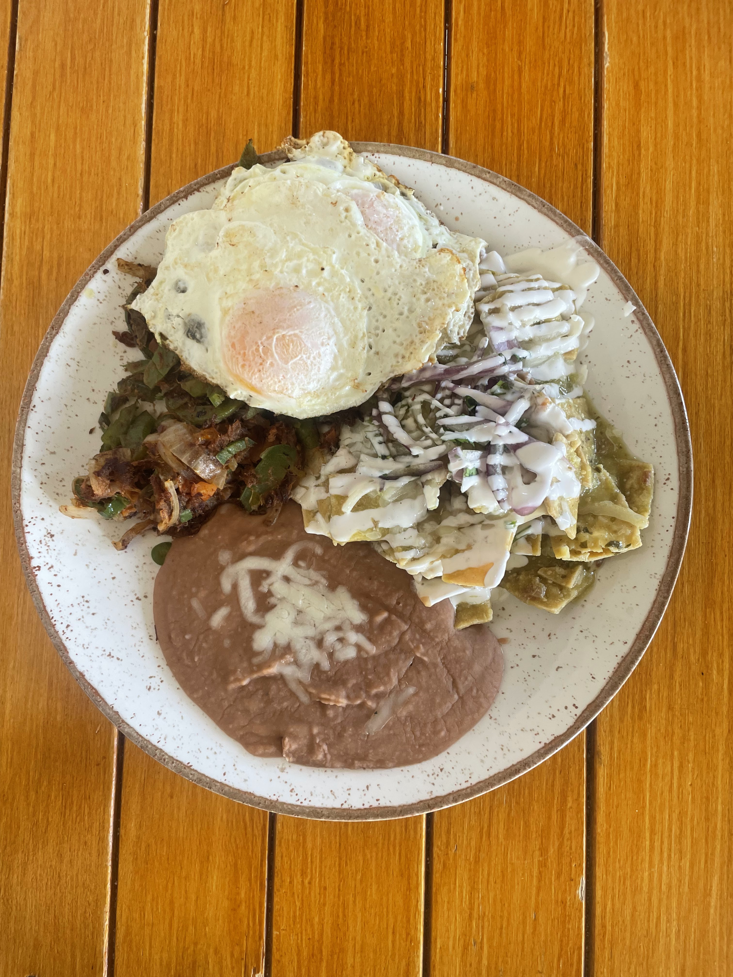 Omelette & chilaquiles image 1
