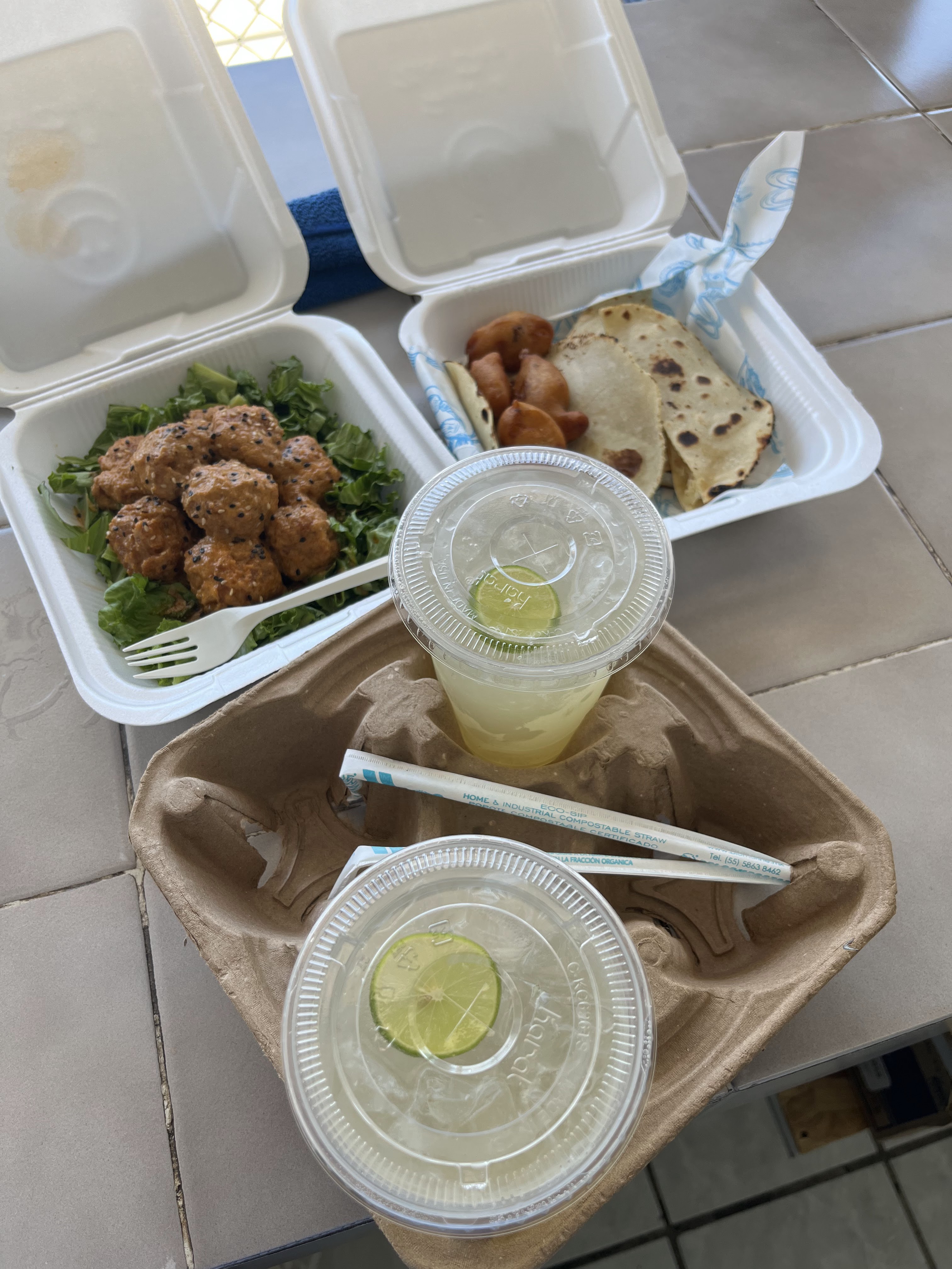 El Capitán tacos de camarón y más image 5