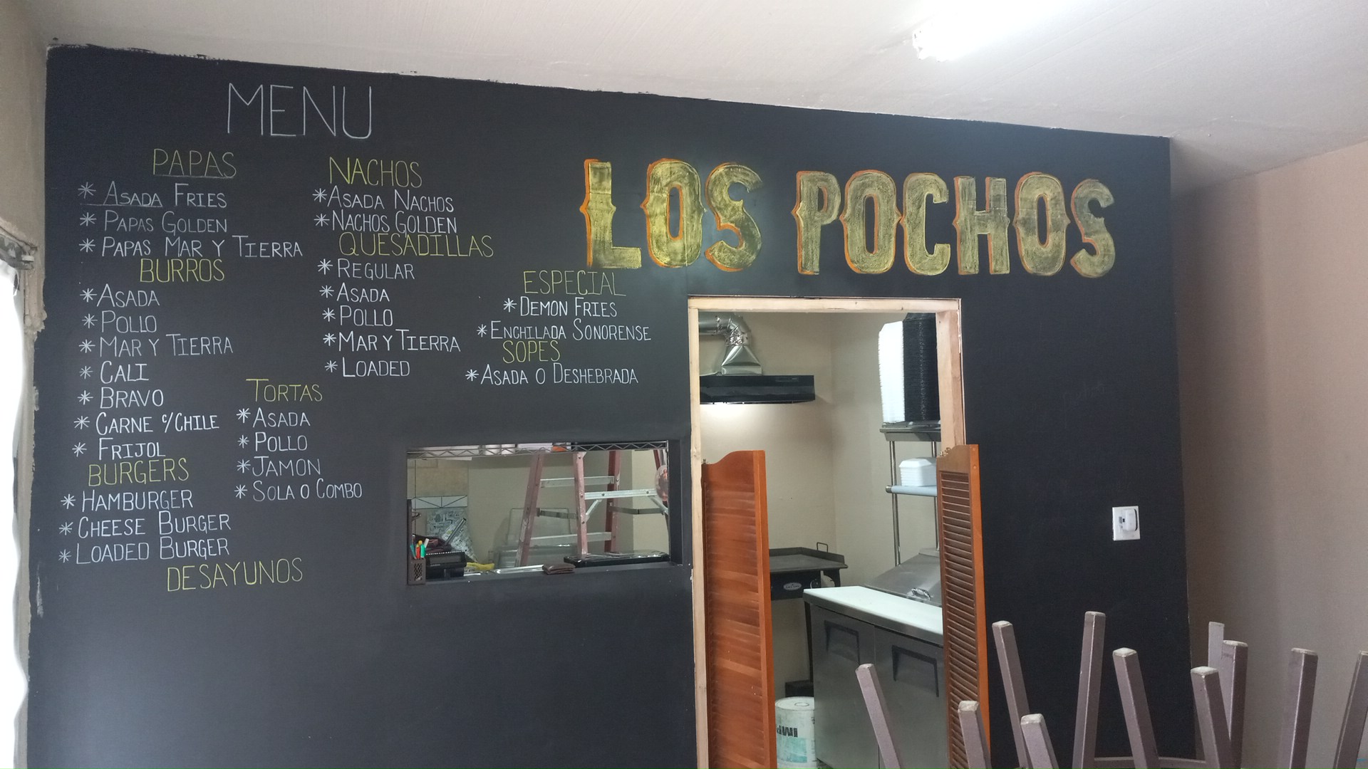 Los Pochos Burros Papas y Mas image 4