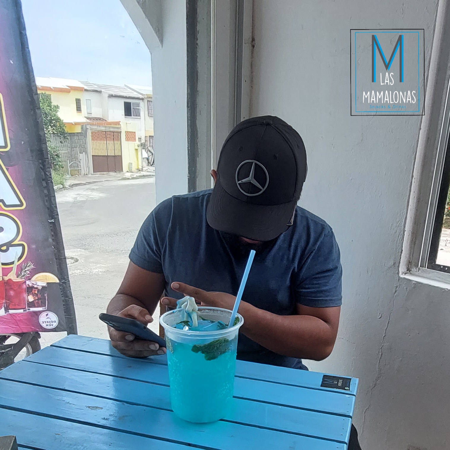 Las Mamalonas "Snack's & Drink's" image 9