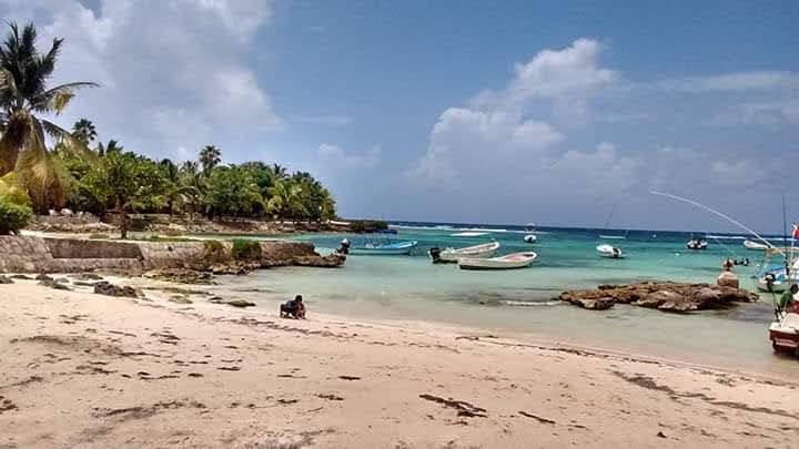 MARISCOS PLAYA AZUL image 2